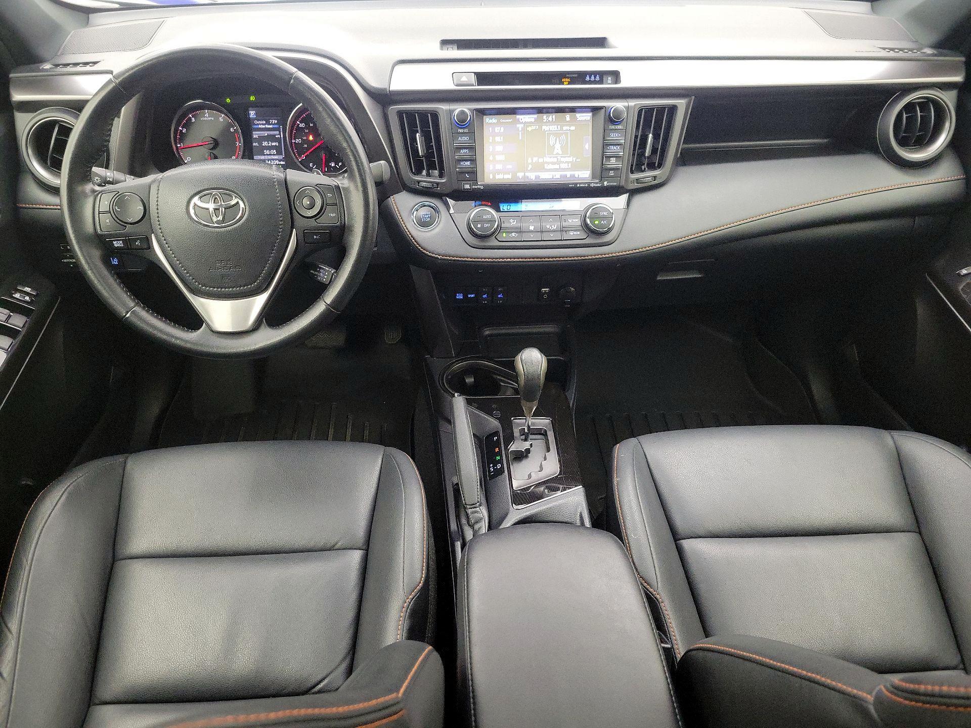 Thumbnail: 2018 Toyota RAV4 - 9