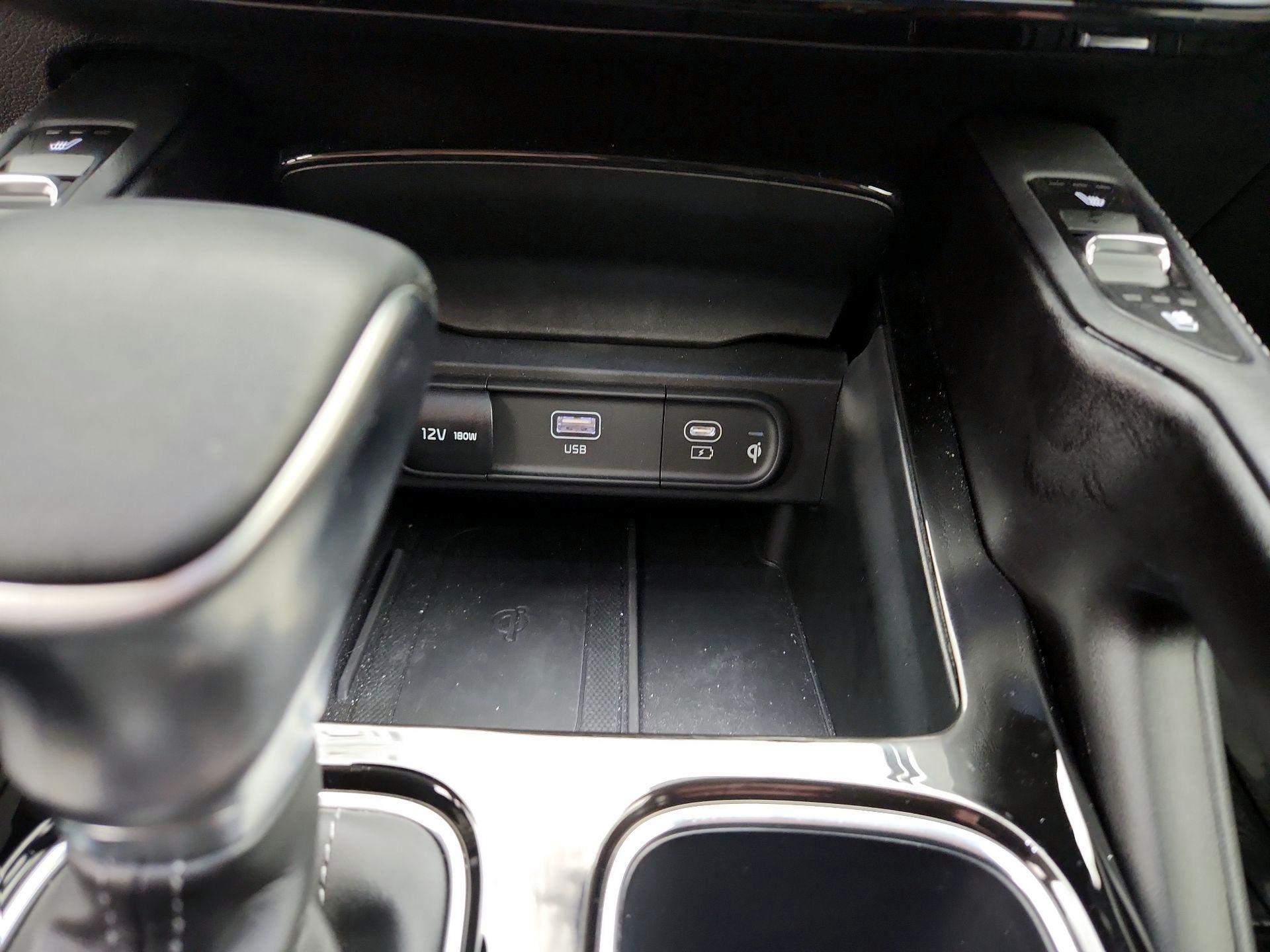 Thumbnail: 2024 Kia Telluride - 19