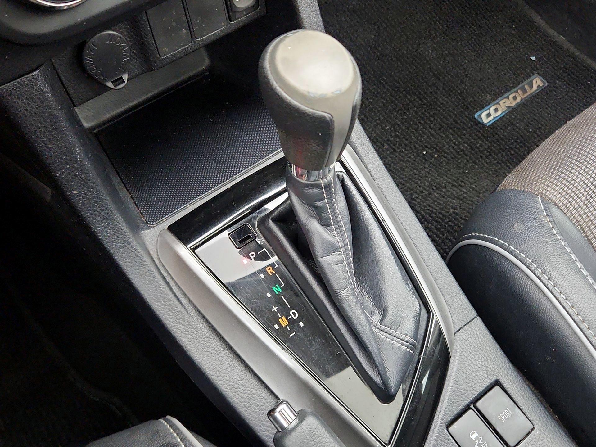 Thumbnail: 2014 Toyota Corolla - 17