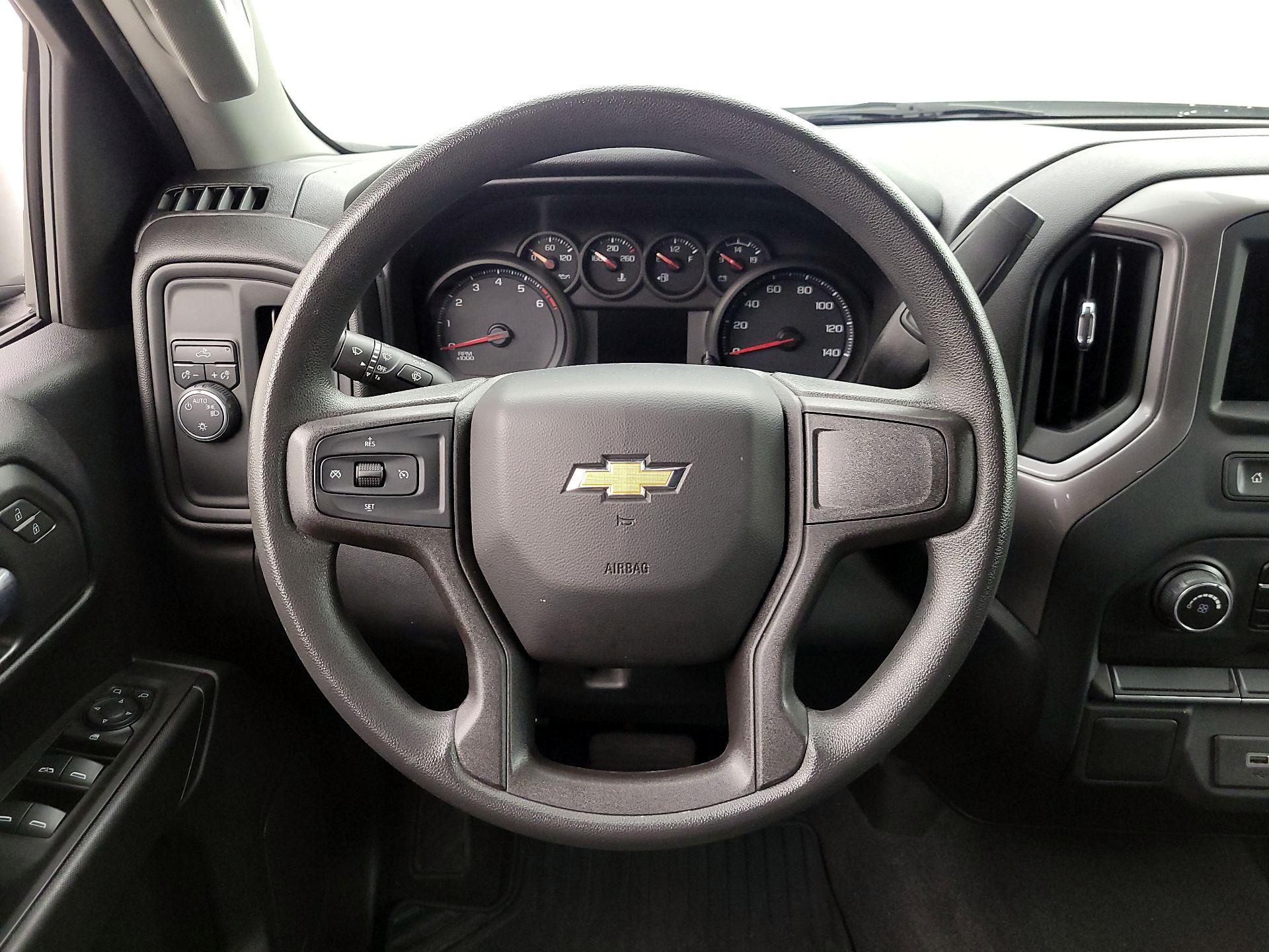 Thumbnail: 2020 Chevrolet Silverado 1500 - 10