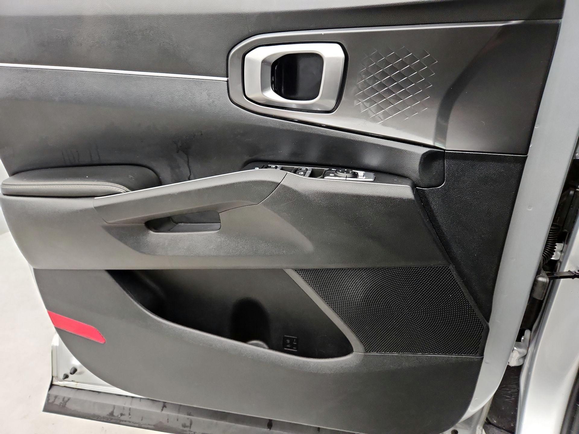 Thumbnail: 2021 Kia Sorento - 12