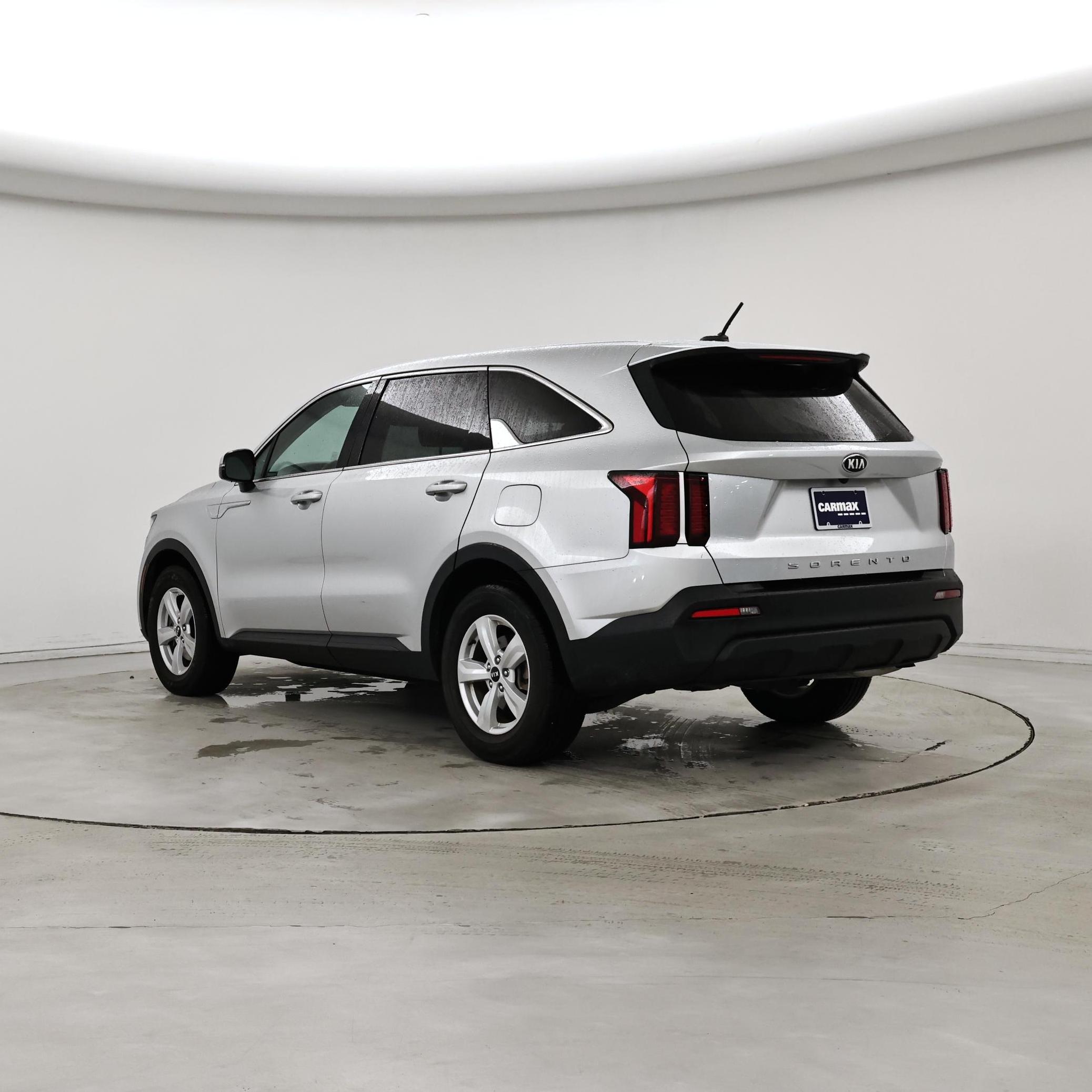 Thumbnail: 2021 Kia Sorento - 2