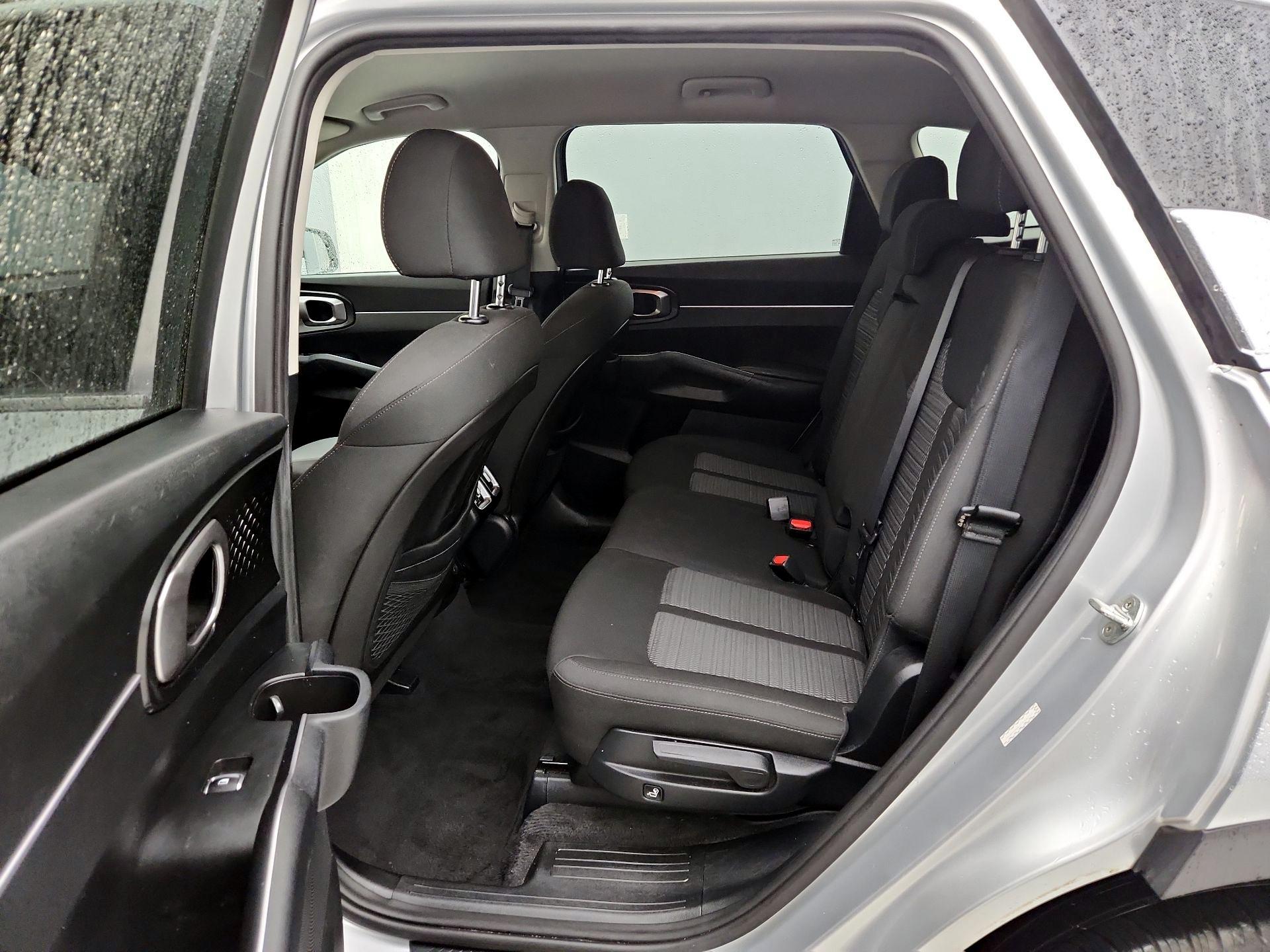 Thumbnail: 2021 Kia Sorento - 19
