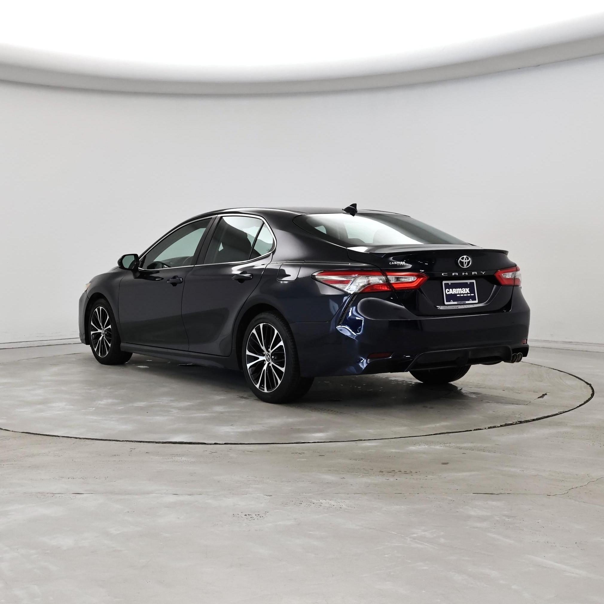 Thumbnail: 2019 Toyota Camry - 2