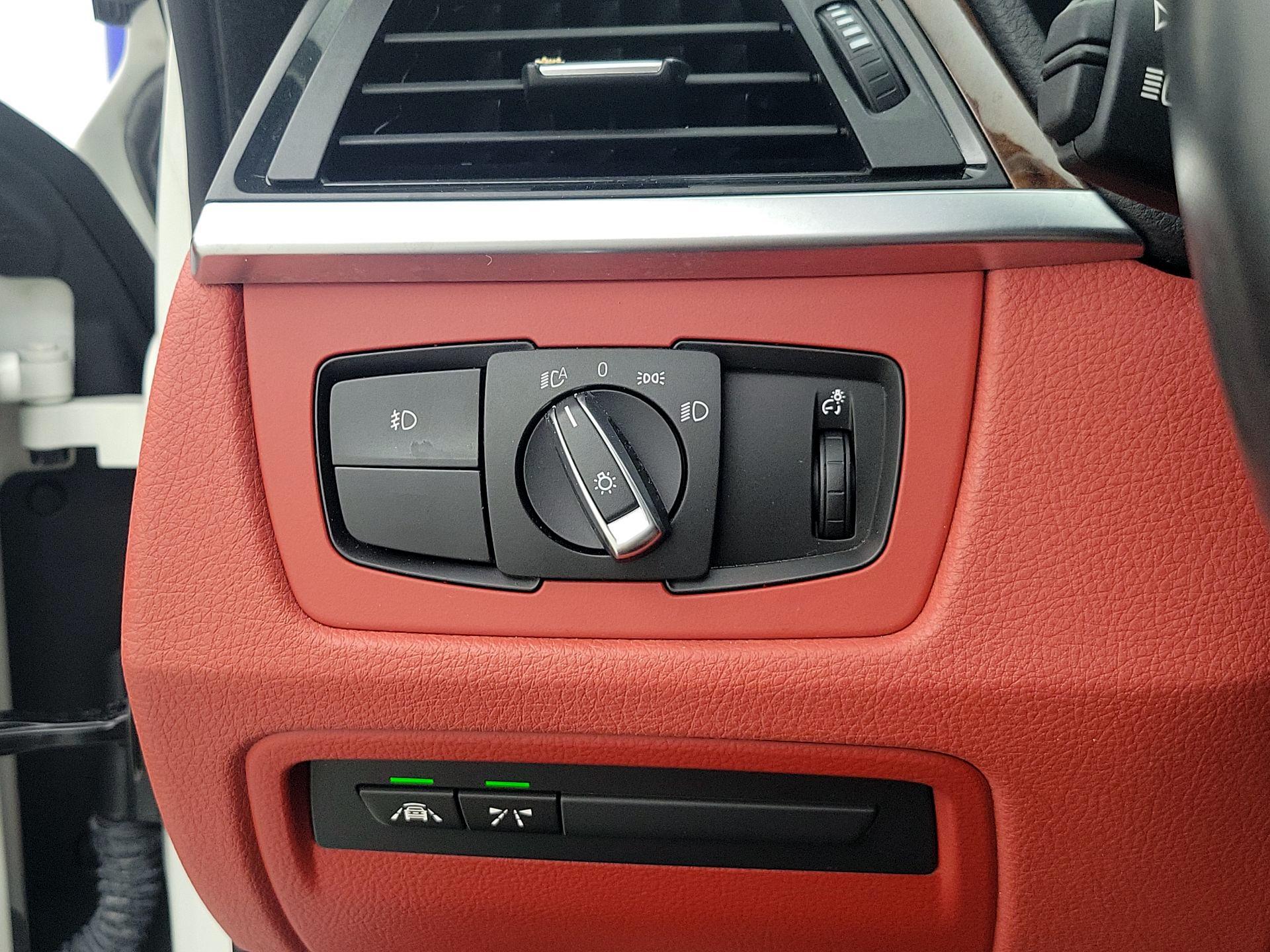 Thumbnail: 2014 BMW 4 Series - 13