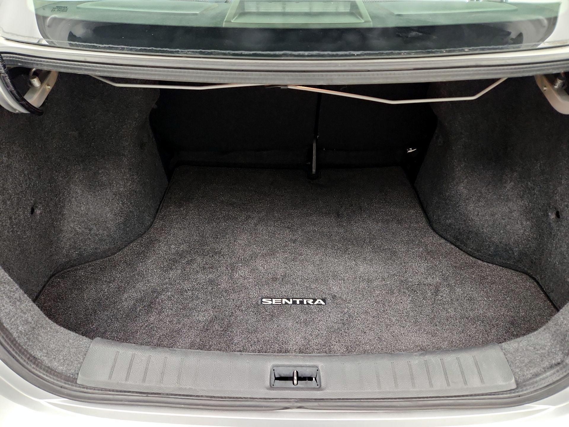 Thumbnail: 2019 Nissan Sentra - 20