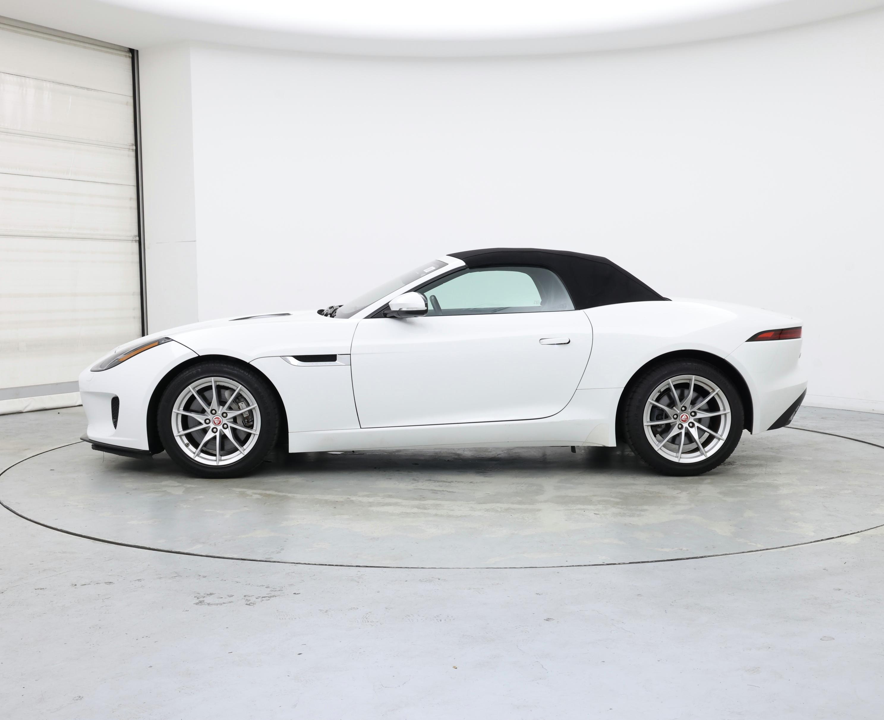 Thumbnail: 2020 Jaguar F-Type - 3