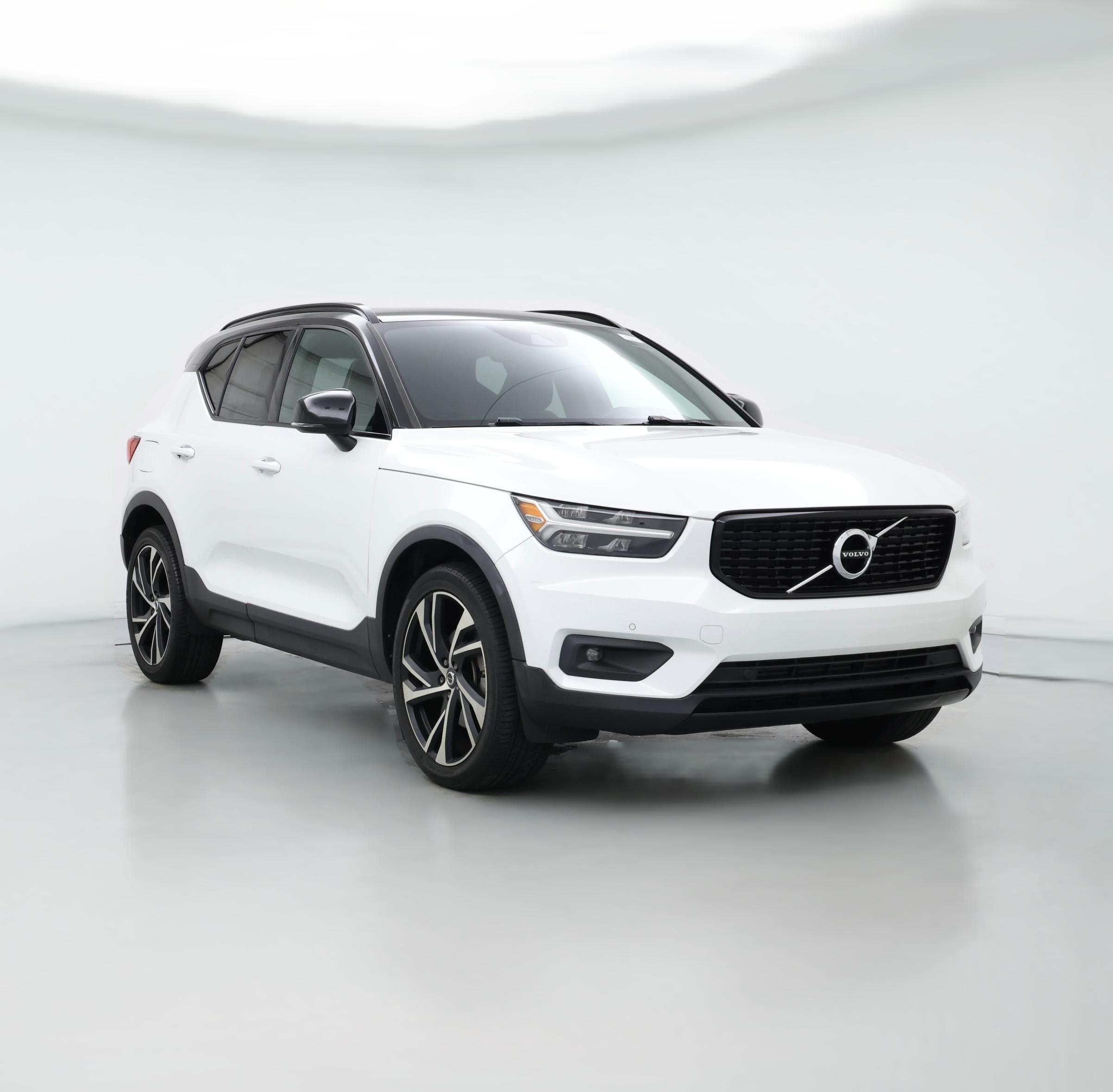 Thumbnail: 2021 Volvo XC40 - 1