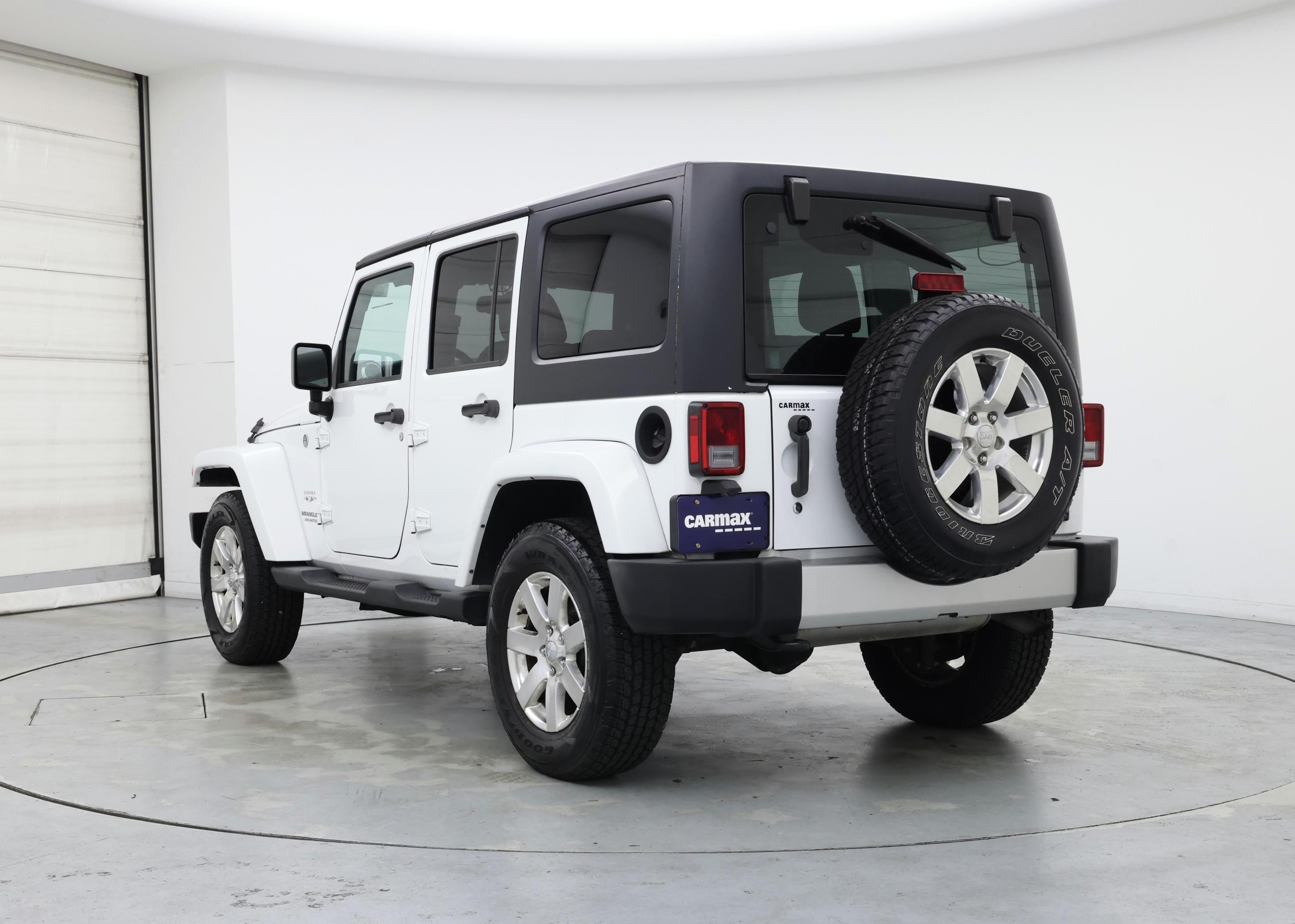 Thumbnail: 2017 Jeep Wrangler - 2