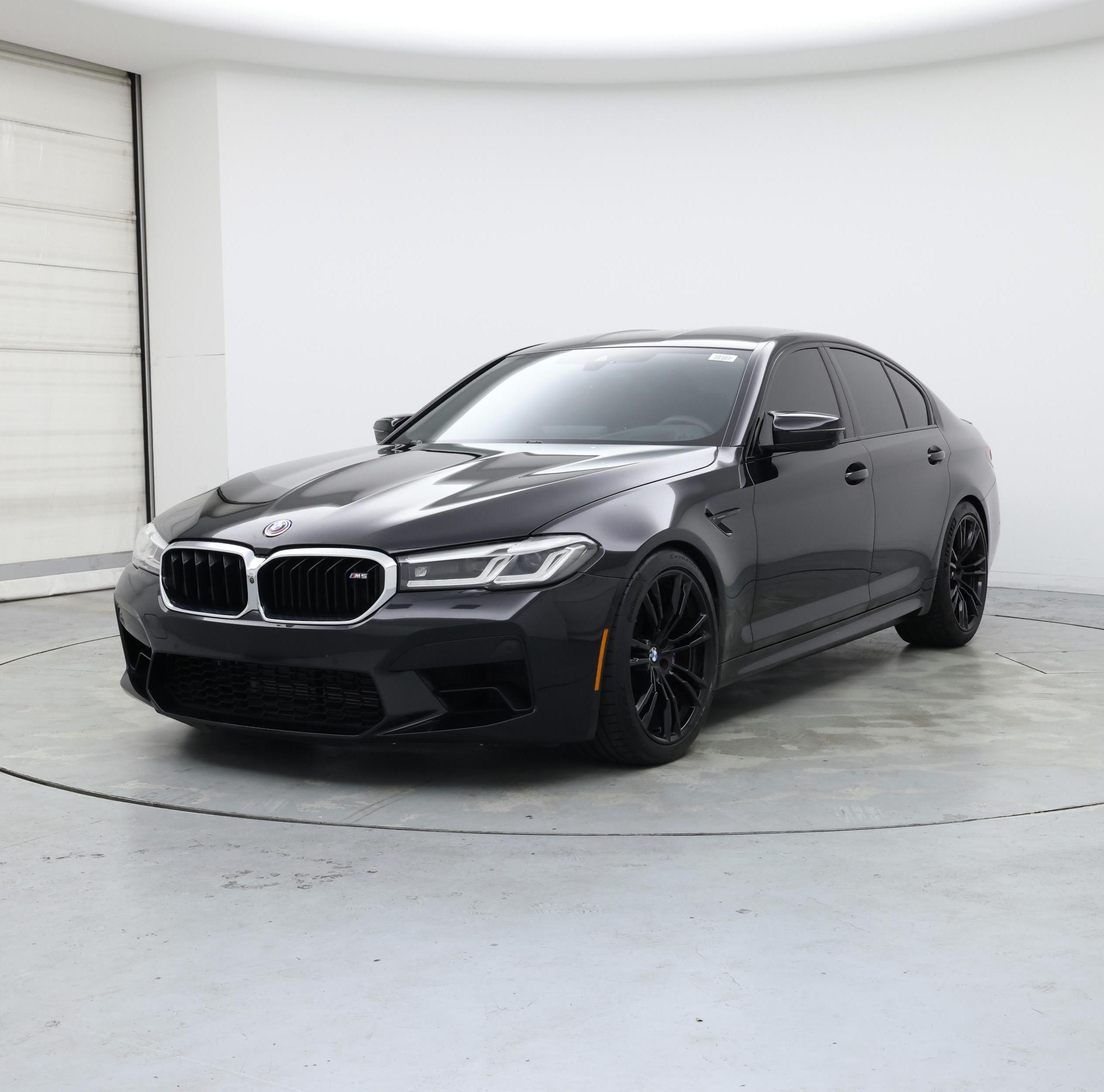 Thumbnail: 2023 BMW M5 - 4