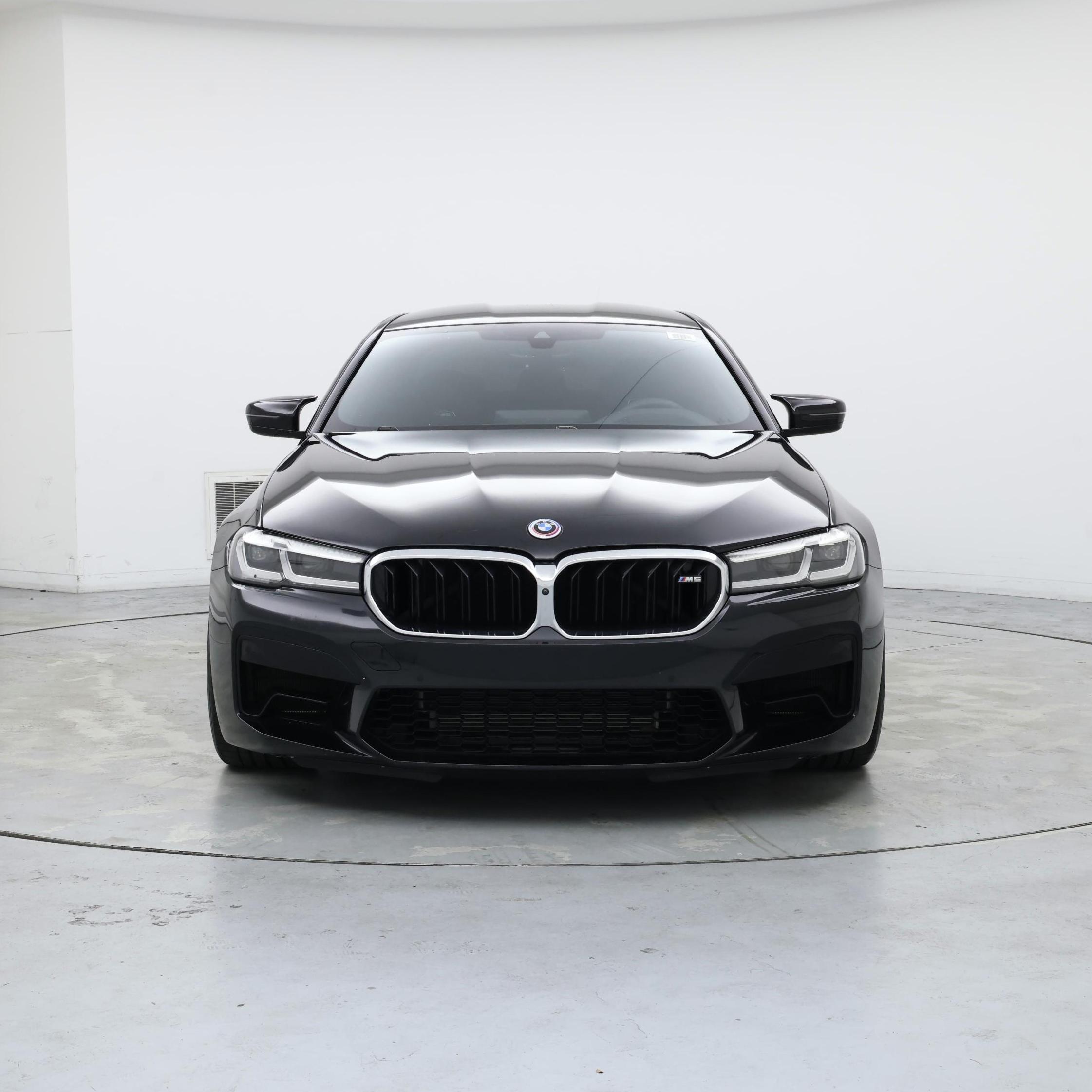 Thumbnail: 2023 BMW M5 - 5