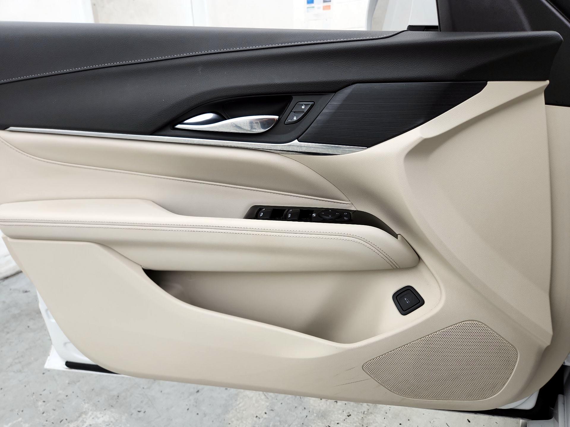 Thumbnail: 2021 Cadillac CT4 - 12