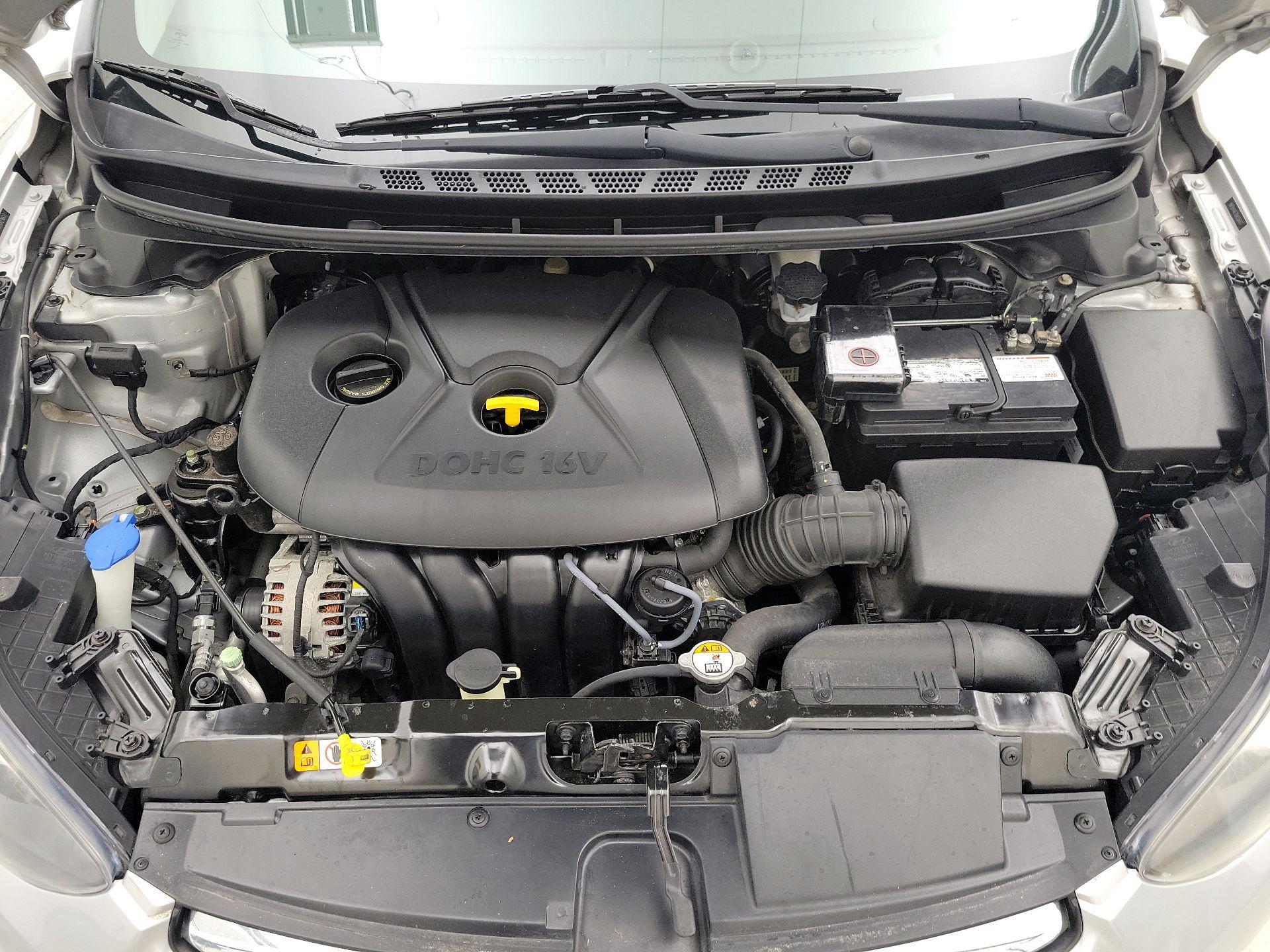 Thumbnail: 2013 Hyundai Elantra - 19