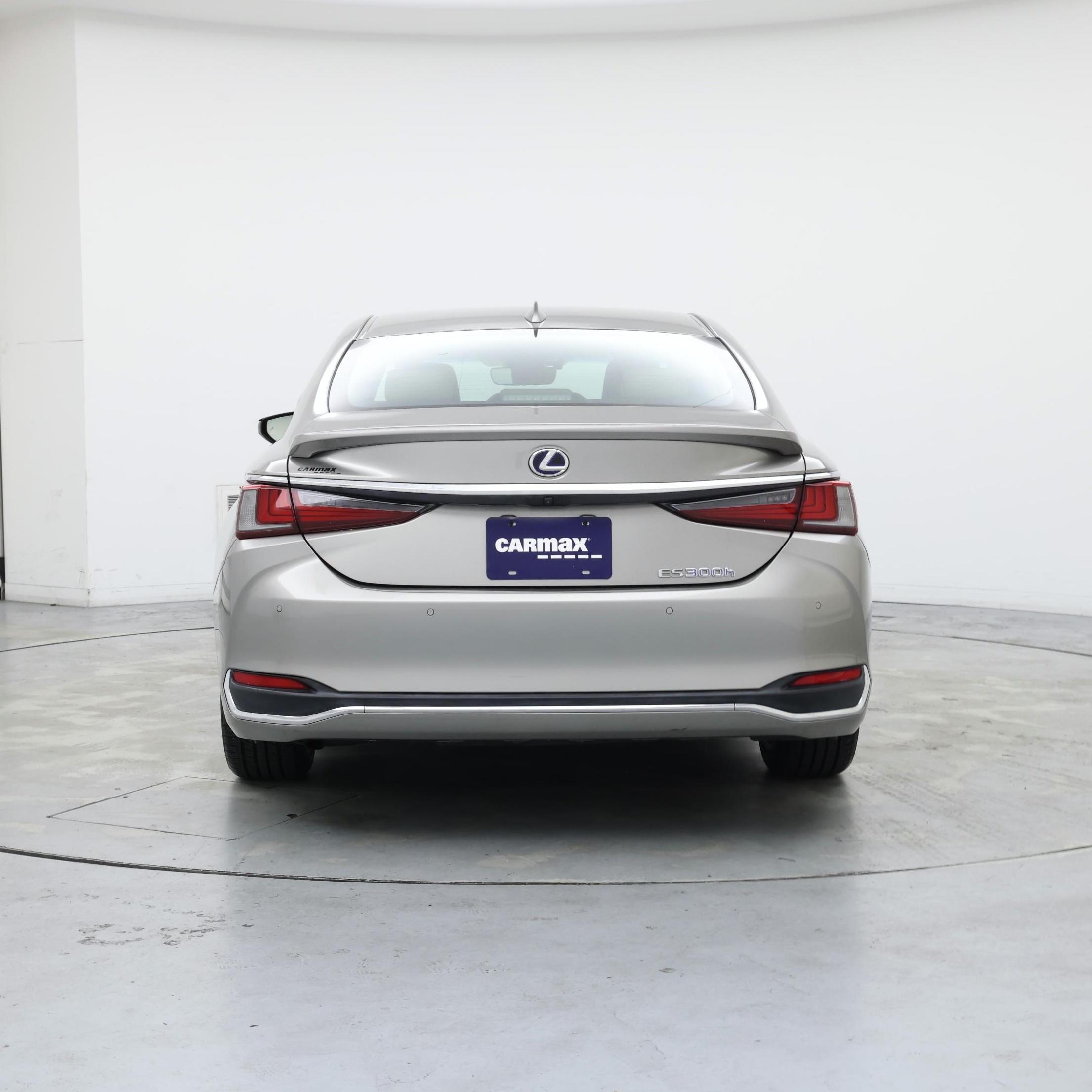 Thumbnail: 2021 Lexus ES - 6