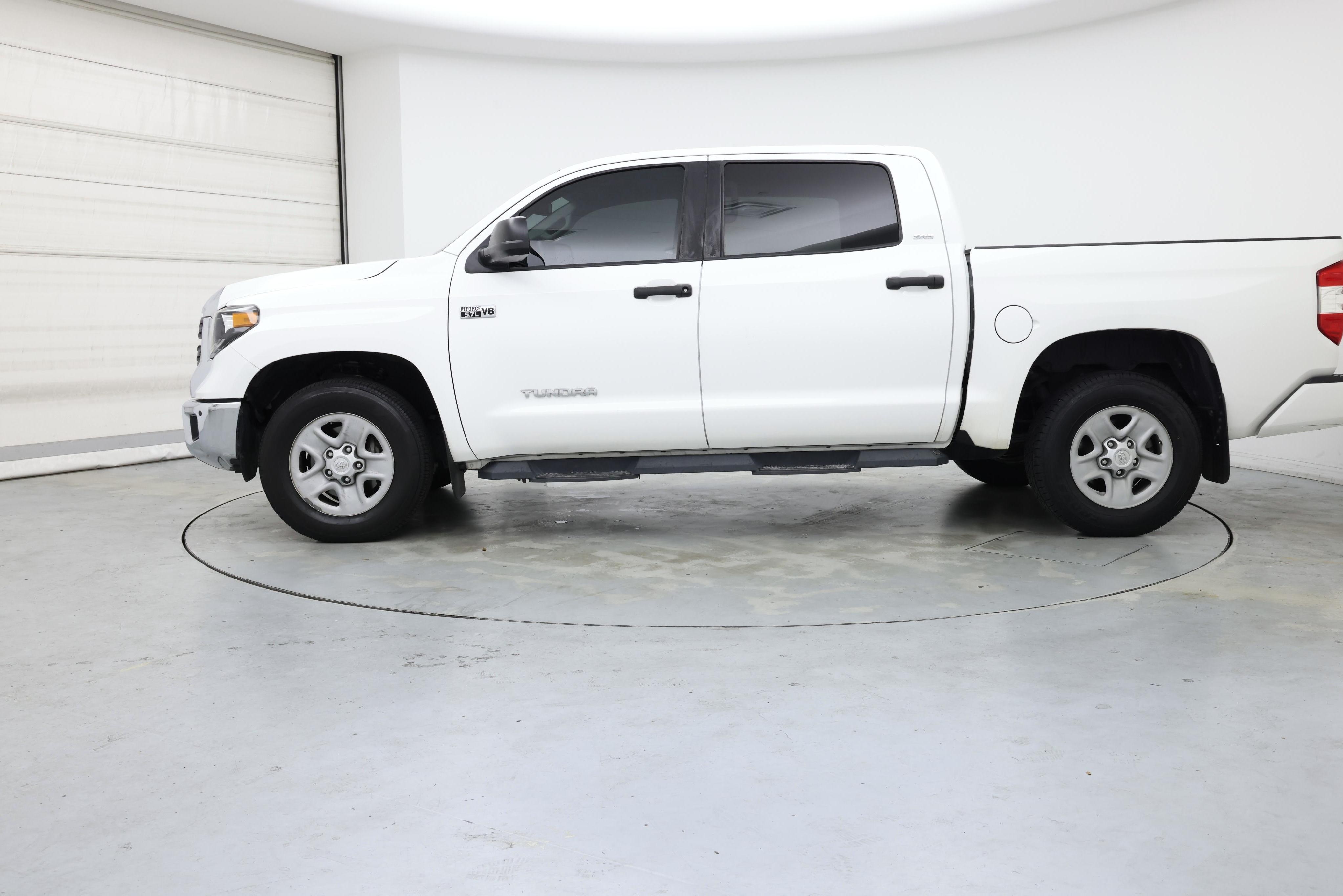 Thumbnail: 2021 Toyota Tundra - 3
