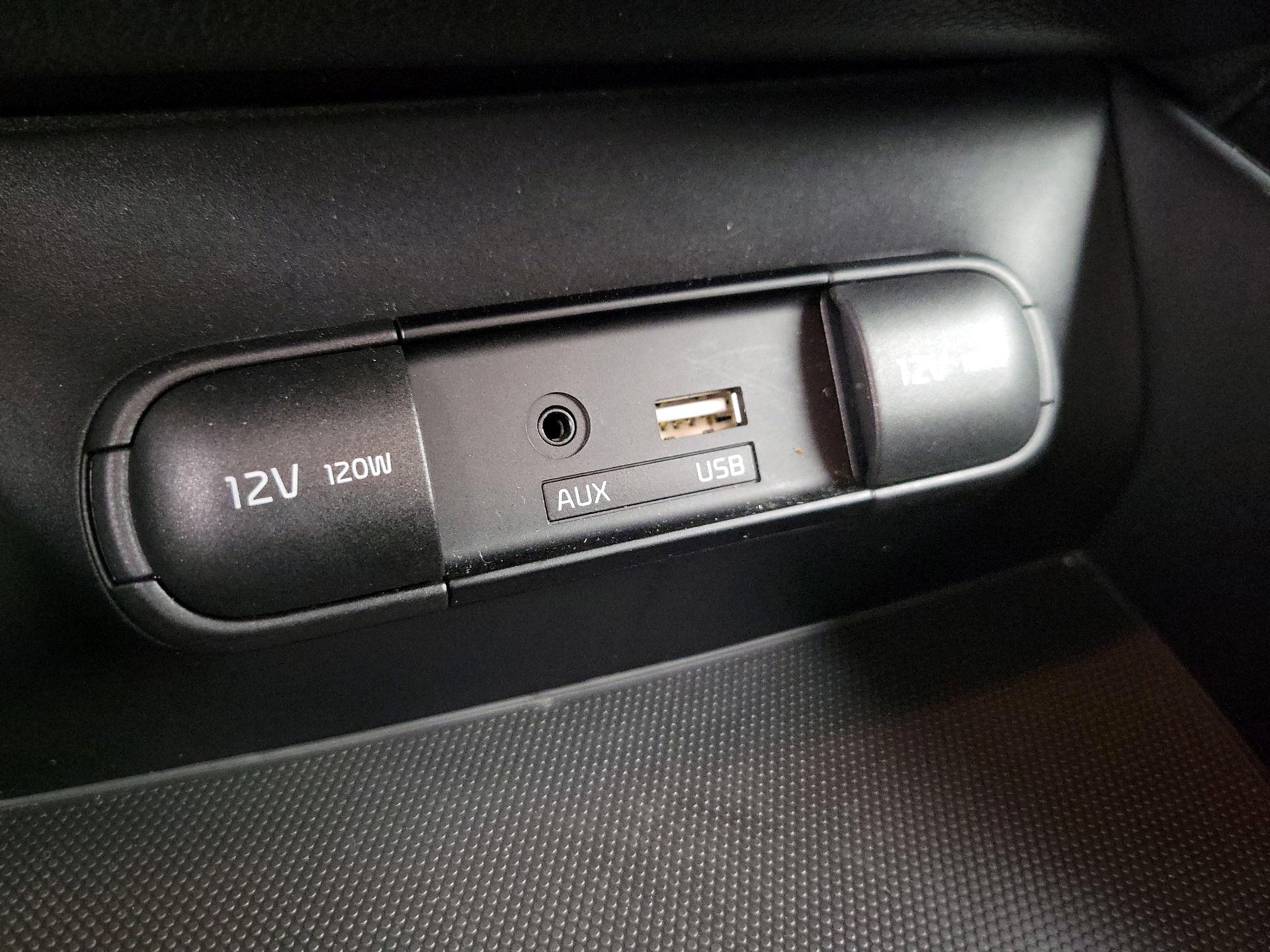 Thumbnail: 2019 Kia Soul - 18