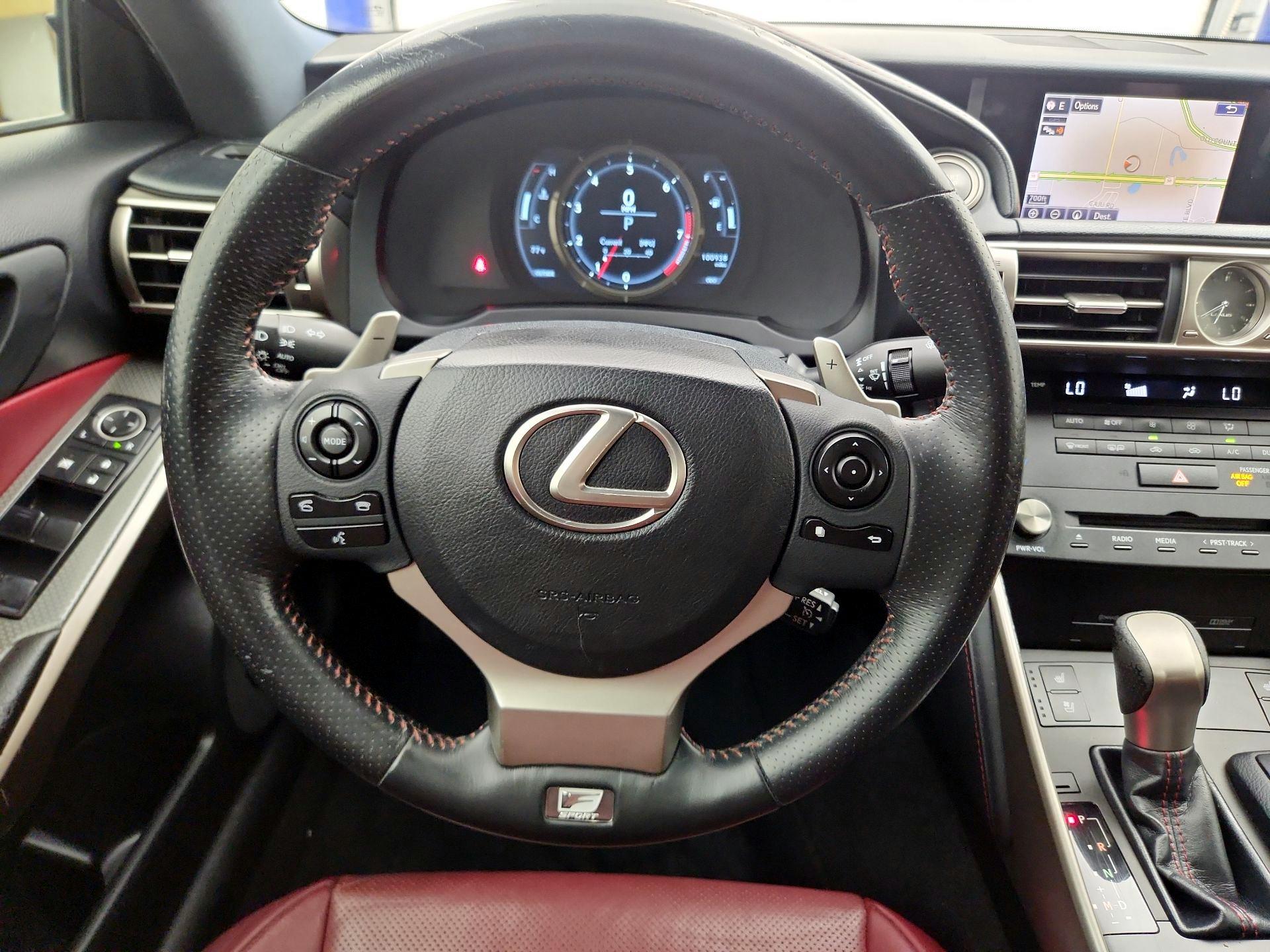 Thumbnail: 2015 Lexus IS - 10