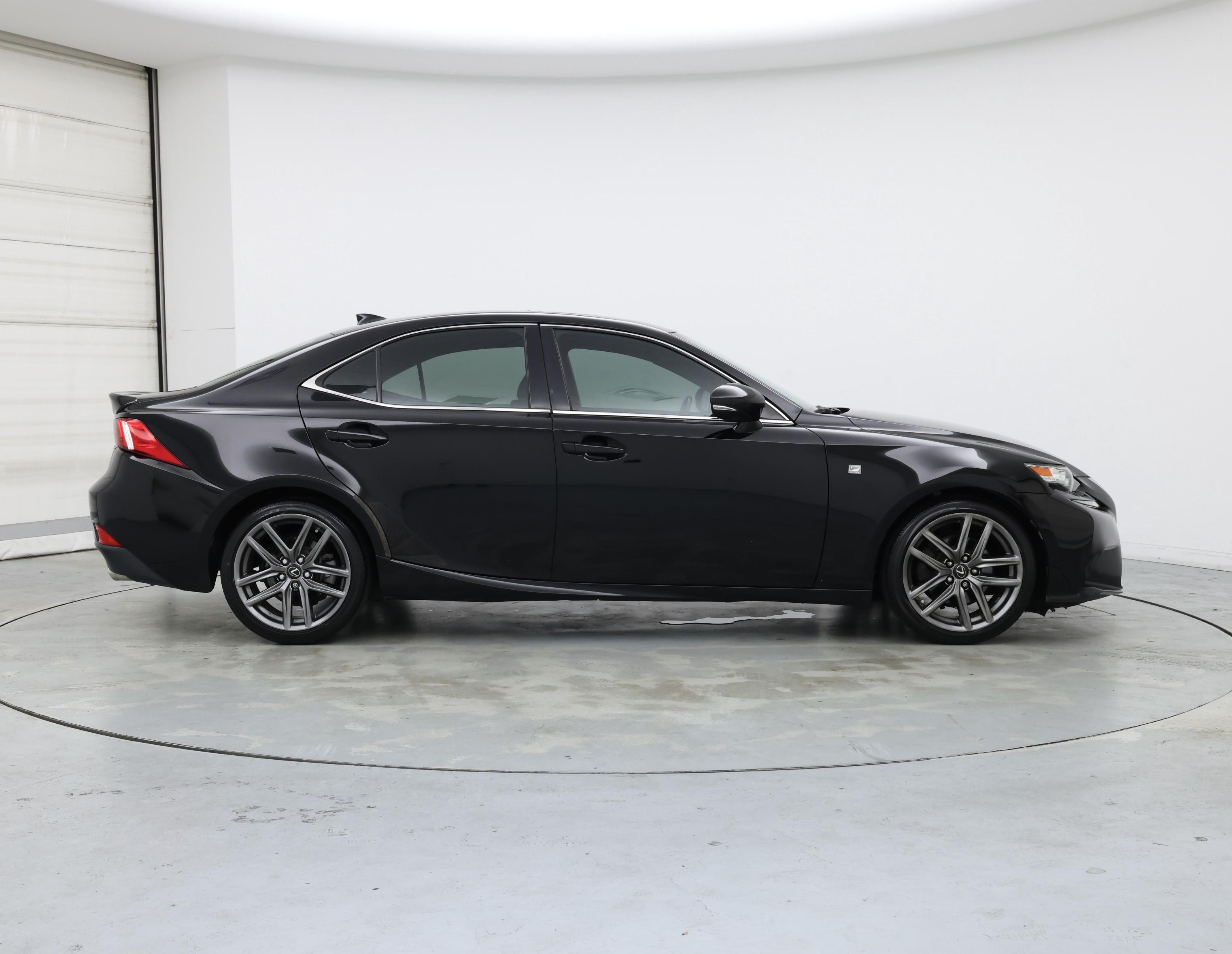 Thumbnail: 2015 Lexus IS - 7