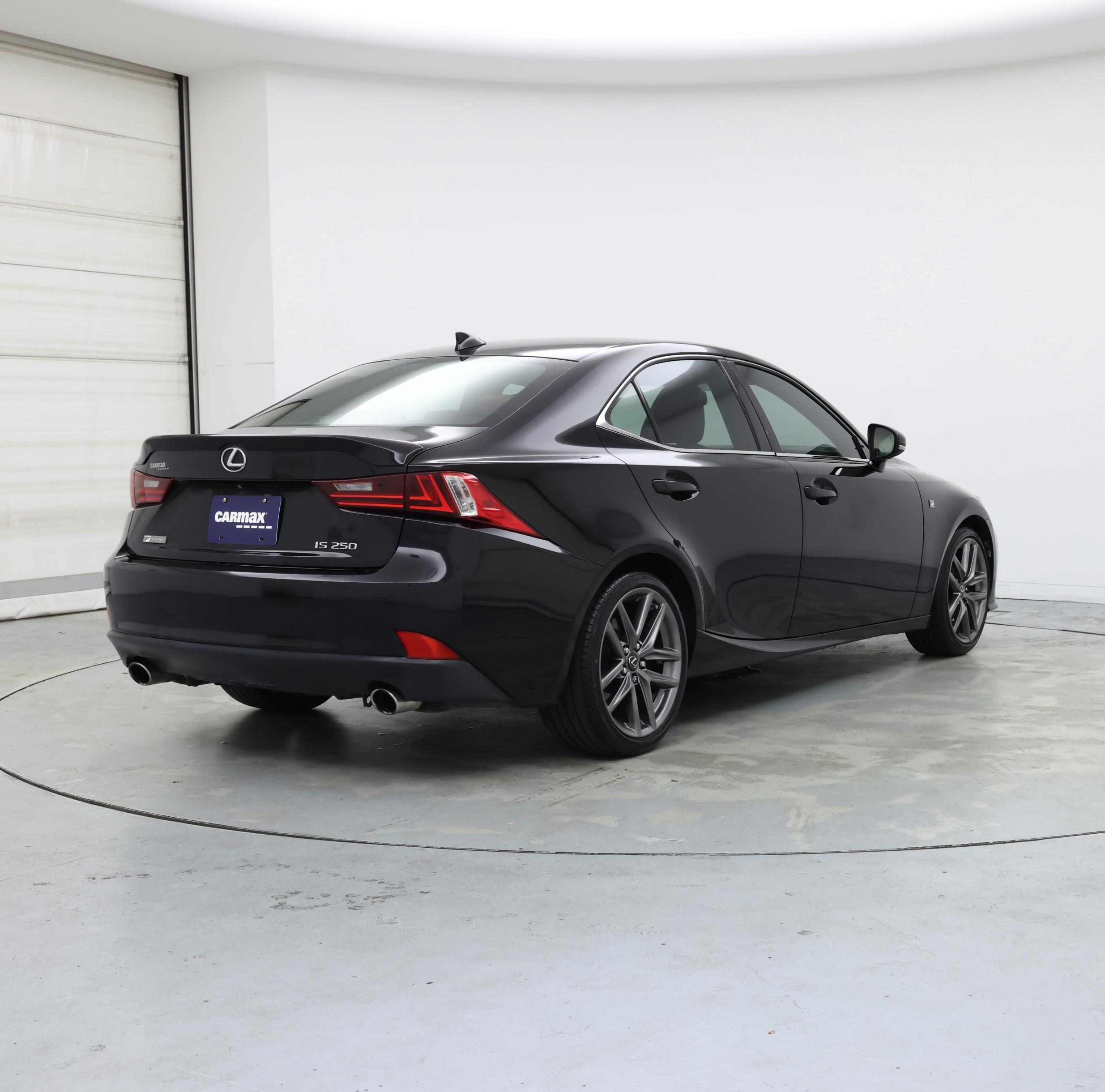 Thumbnail: 2015 Lexus IS - 8