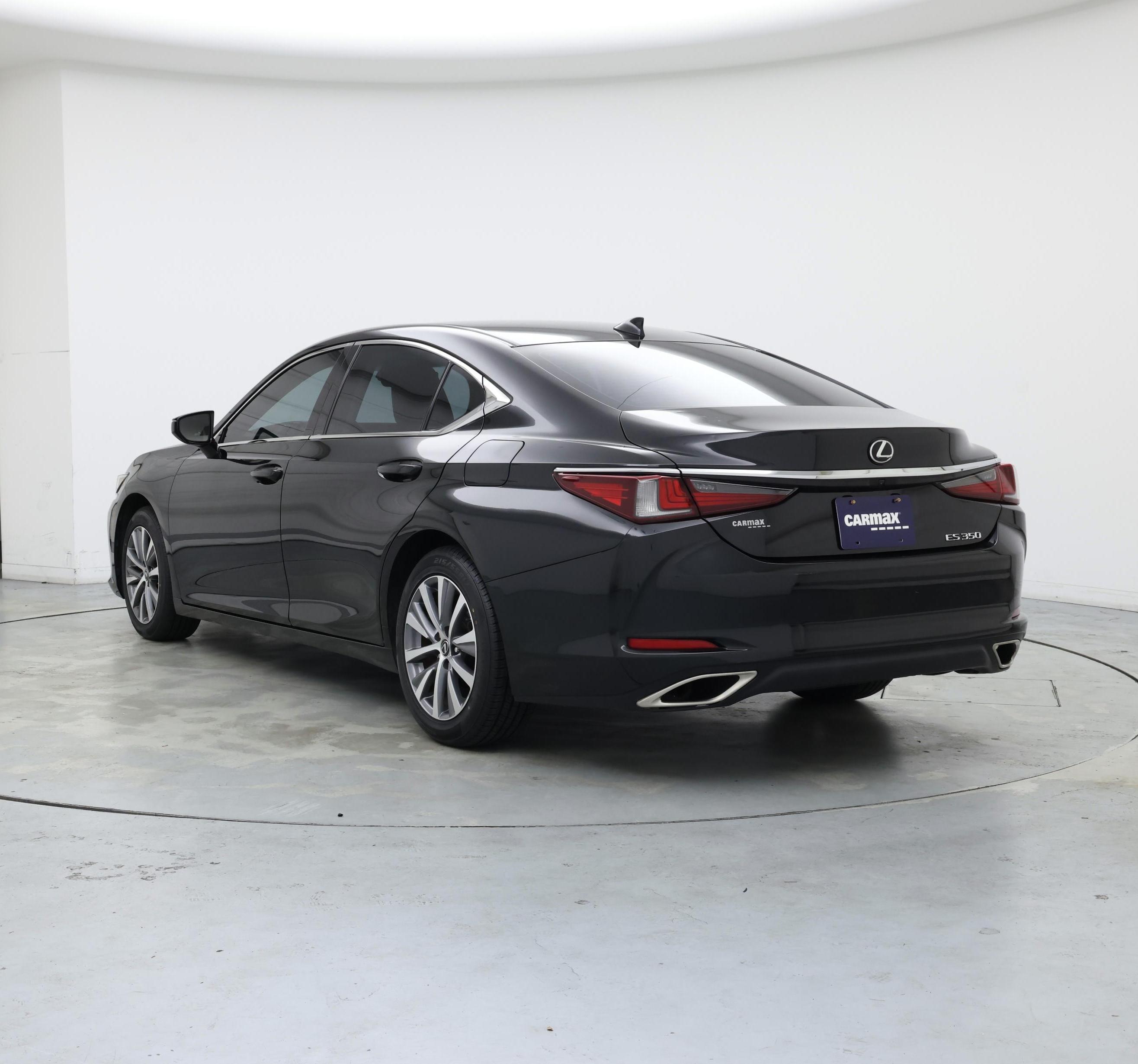Thumbnail: 2021 Lexus ES - 2