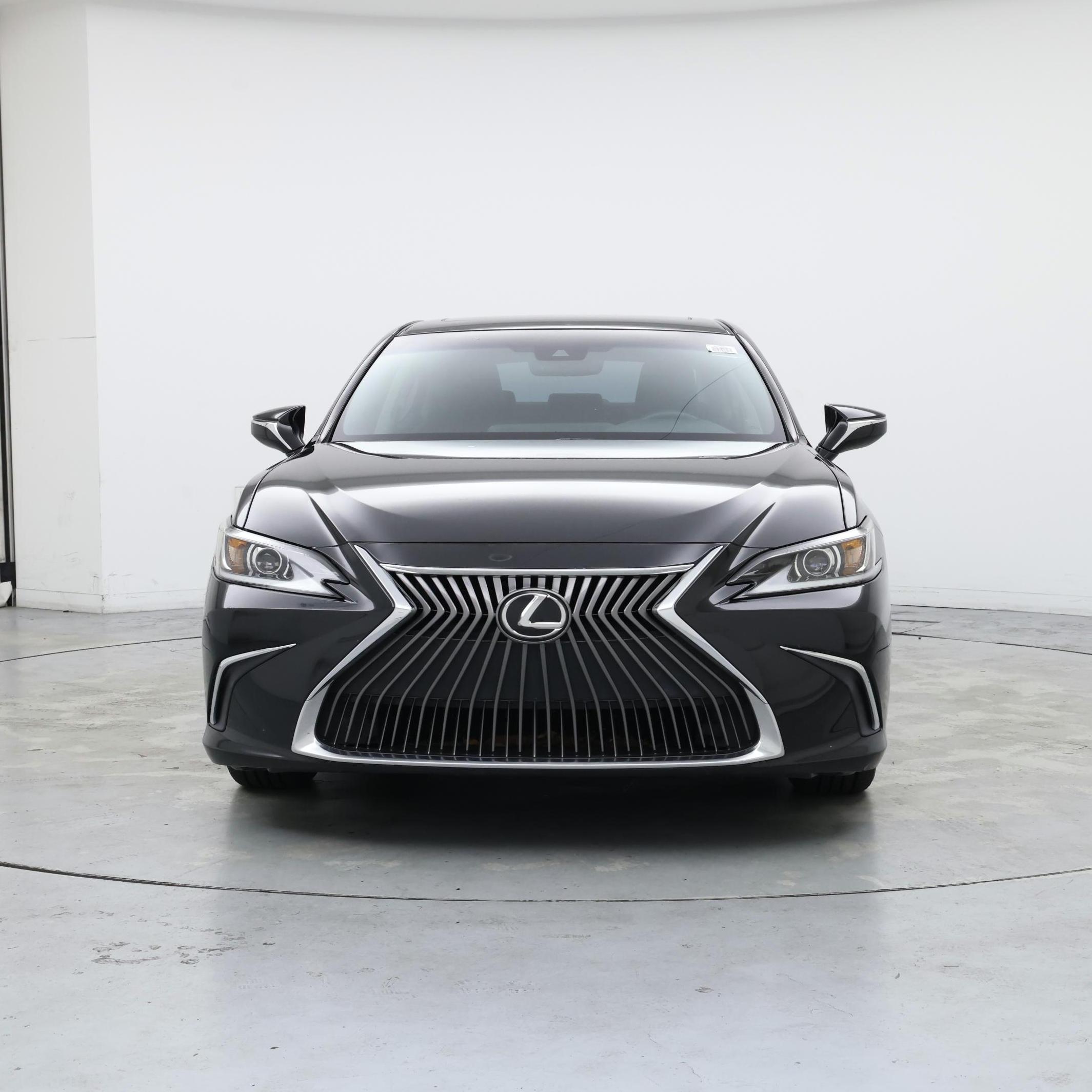 Thumbnail: 2021 Lexus ES - 5