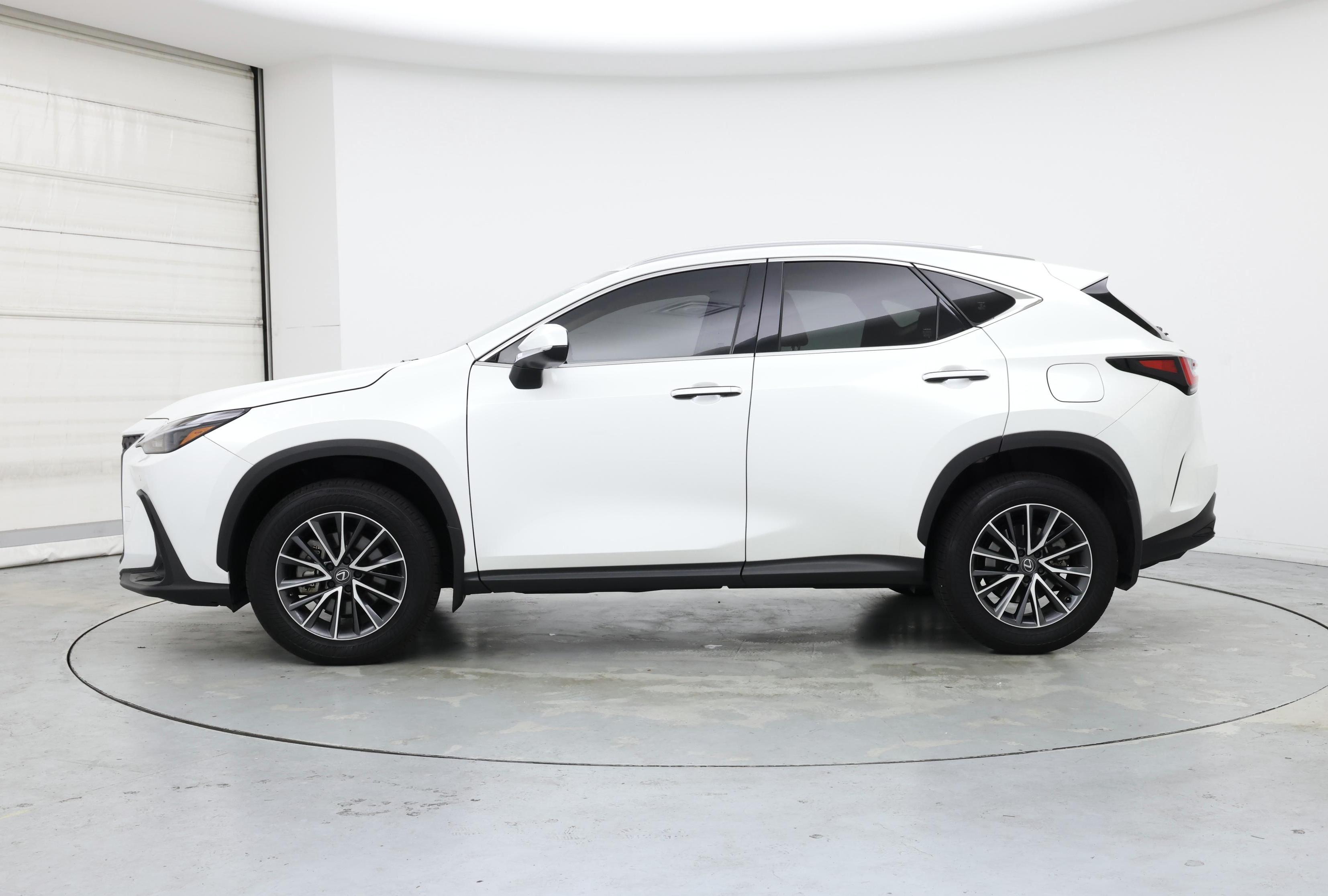Thumbnail: 2024 Lexus NX - 3