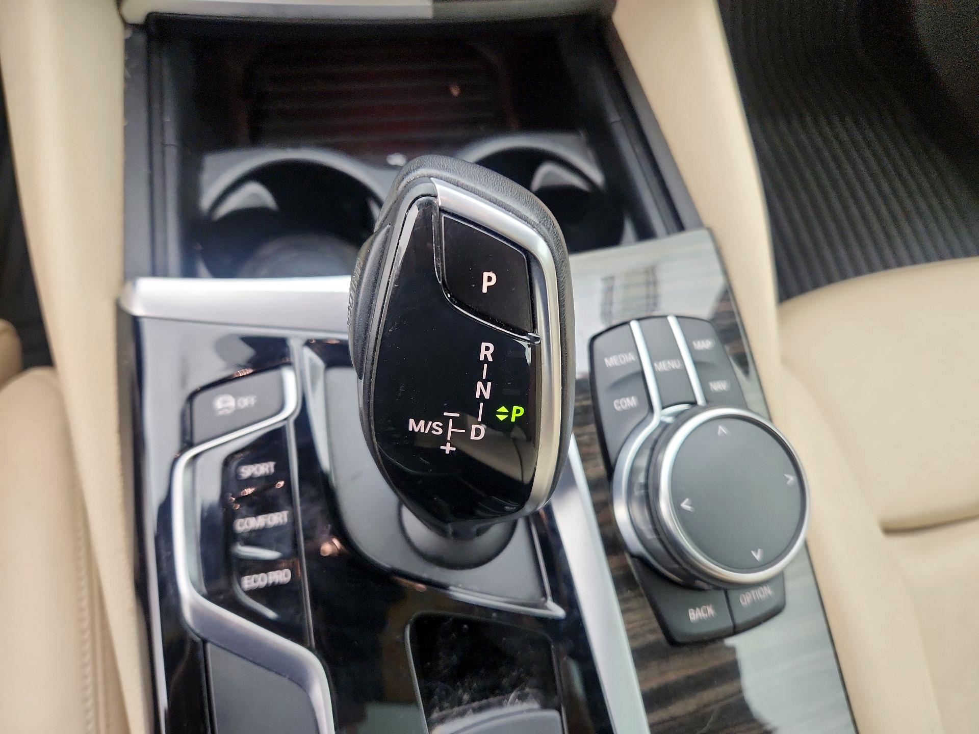 Thumbnail: 2018 BMW 5 Series - 18