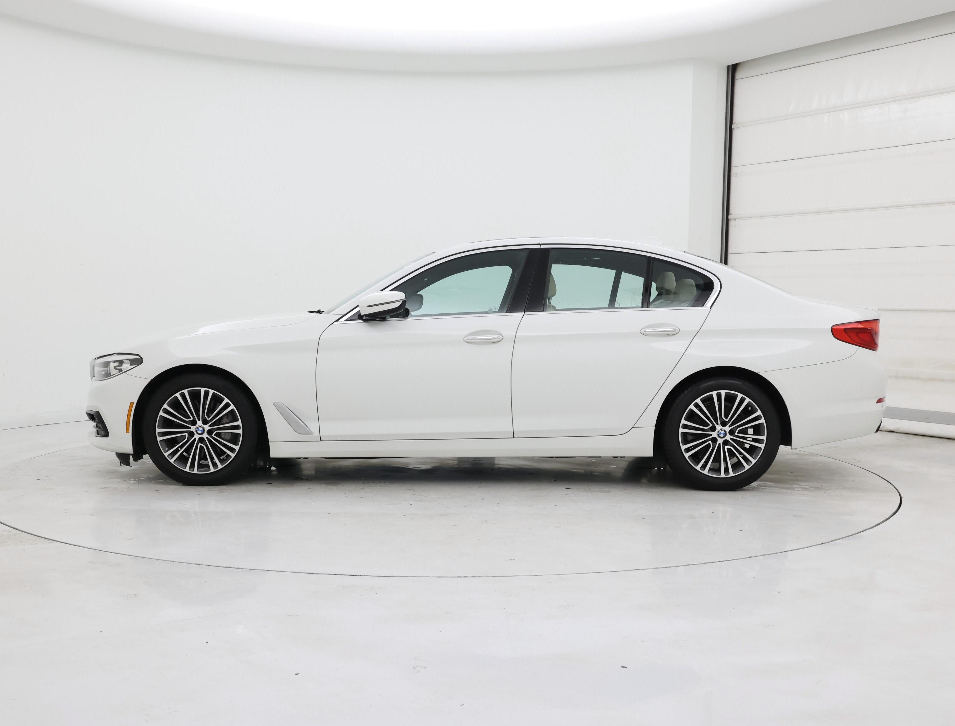 Thumbnail: 2018 BMW 5 Series - 3
