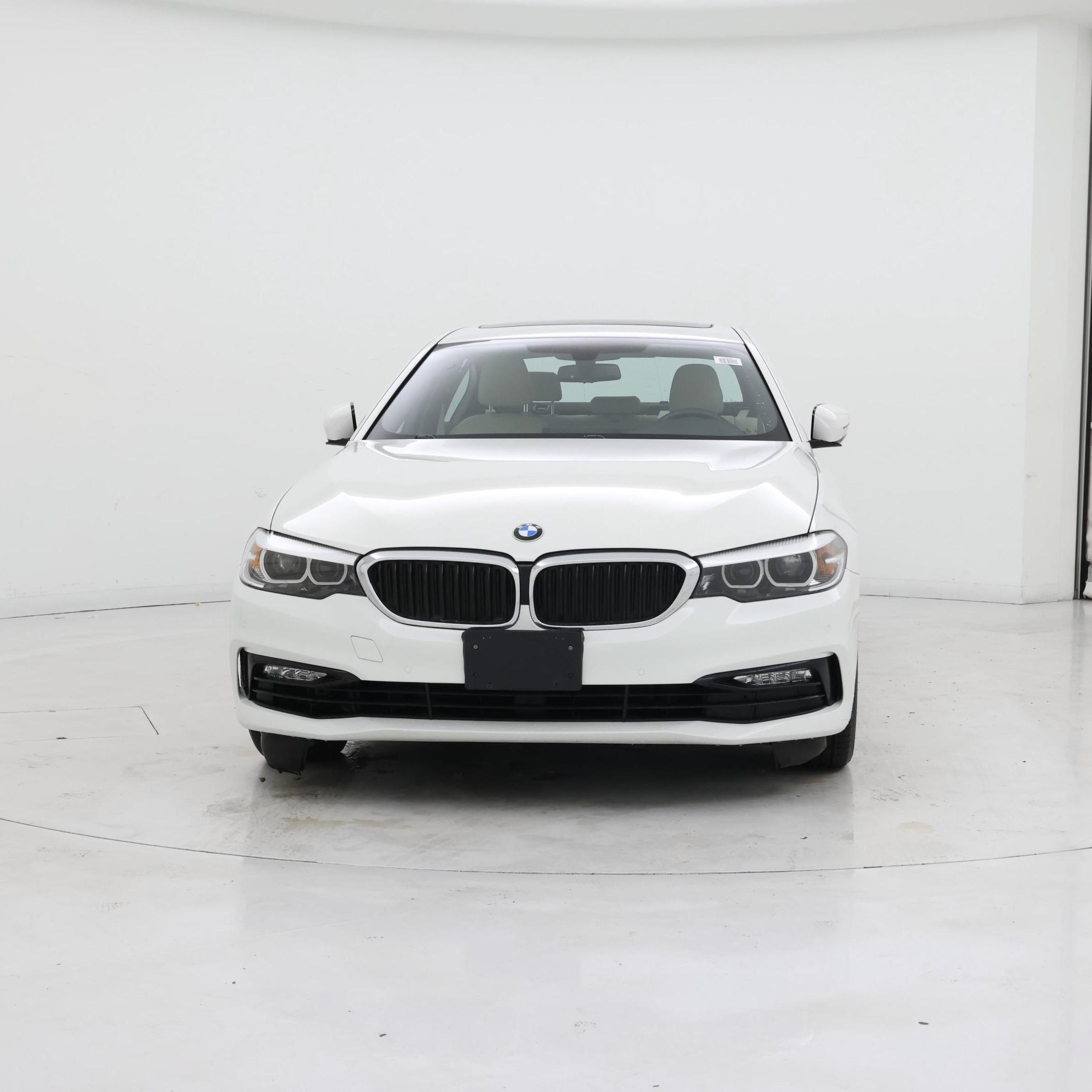 Thumbnail: 2018 BMW 5 Series - 5