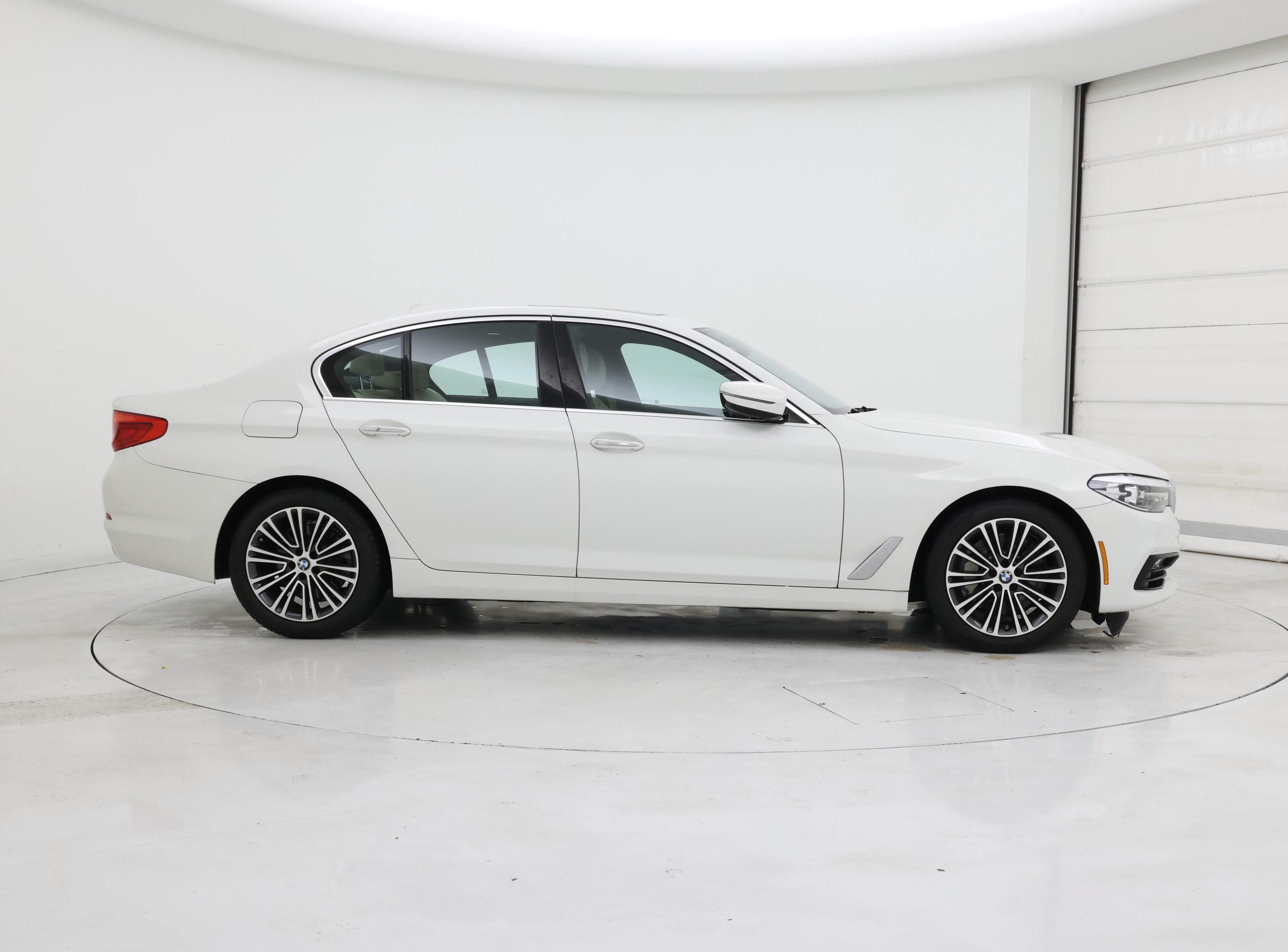 Thumbnail: 2018 BMW 5 Series - 7
