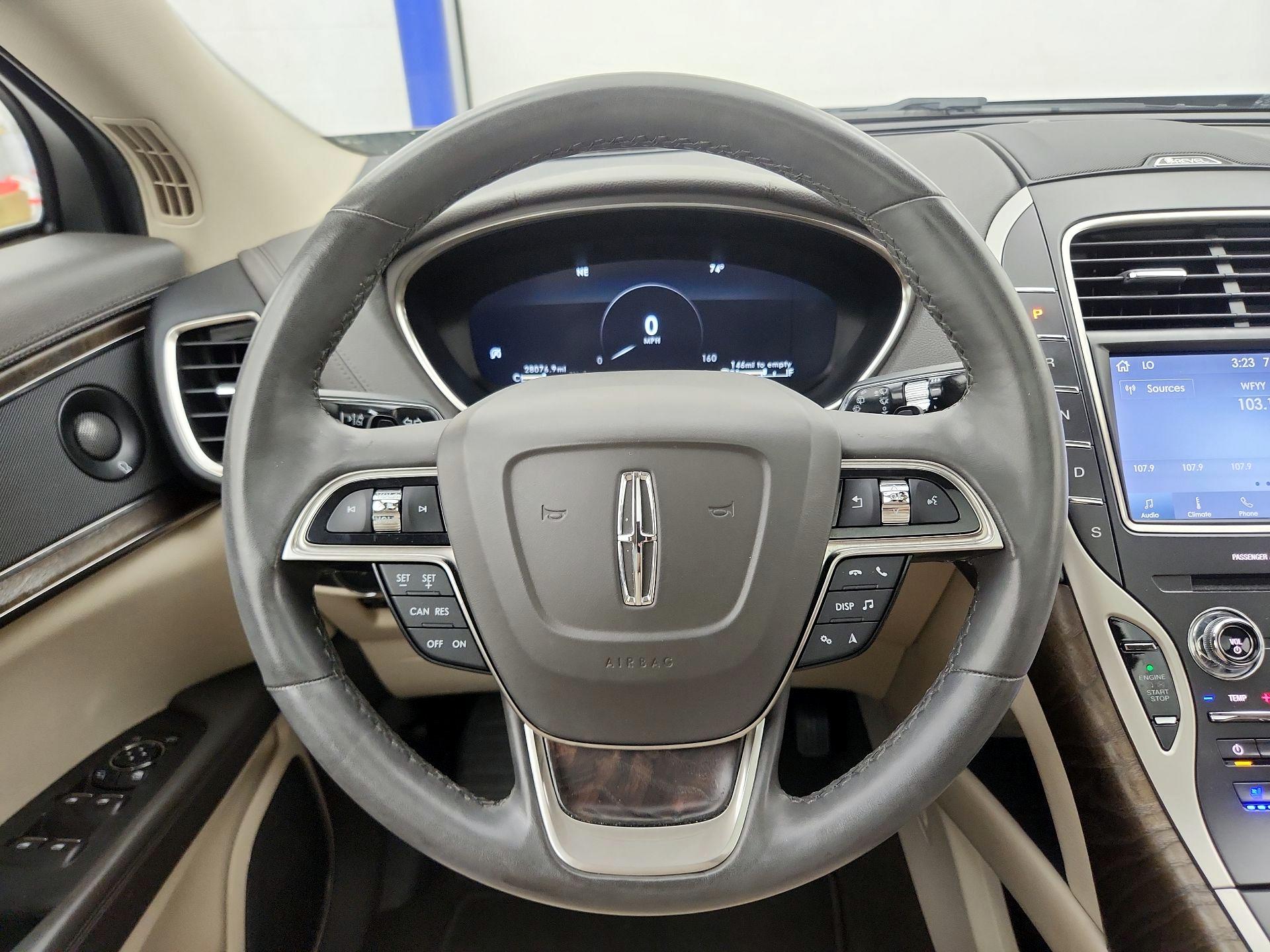 Thumbnail: 2020 Lincoln Nautilus - 10