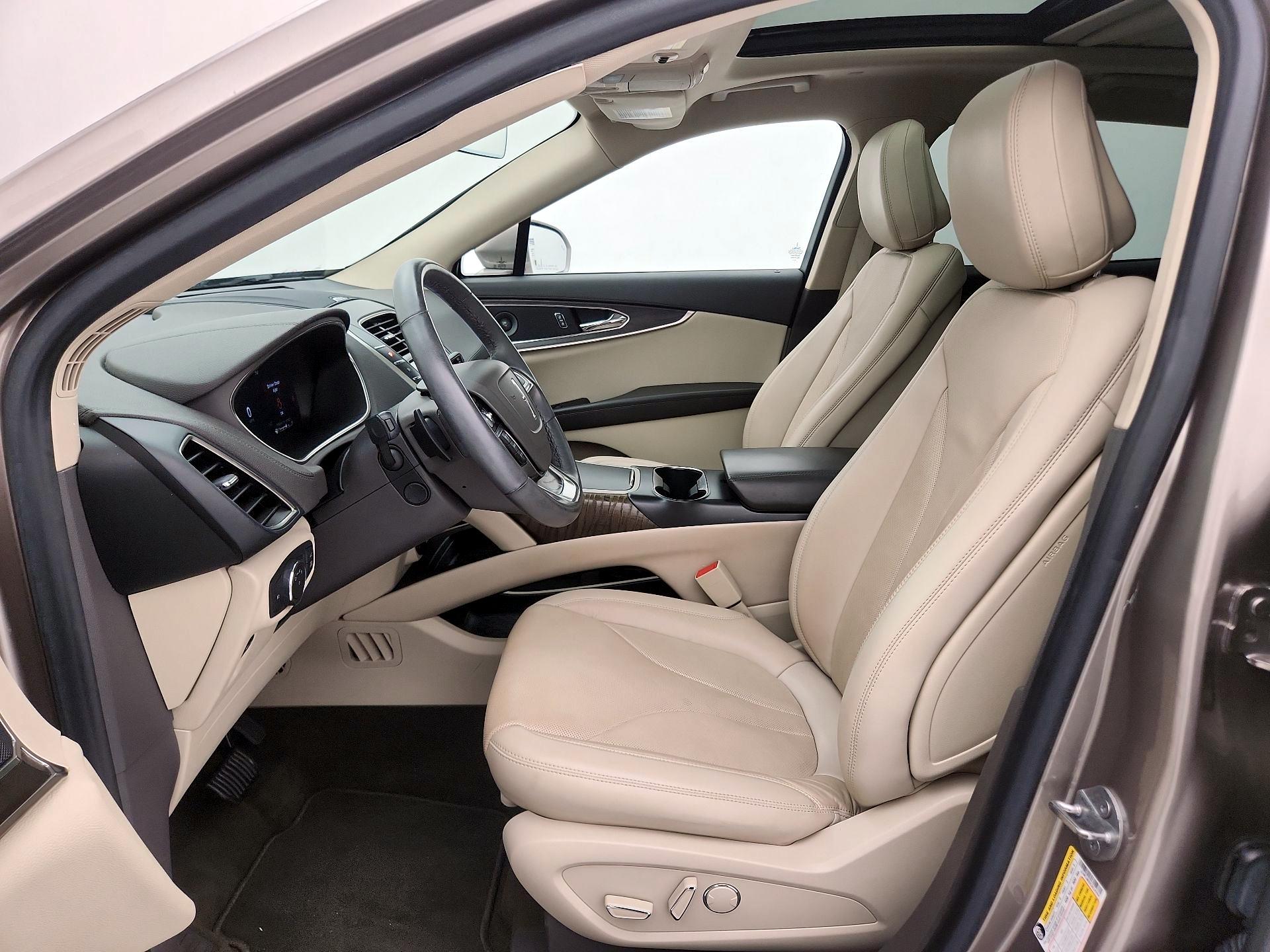 Thumbnail: 2020 Lincoln Nautilus - 11