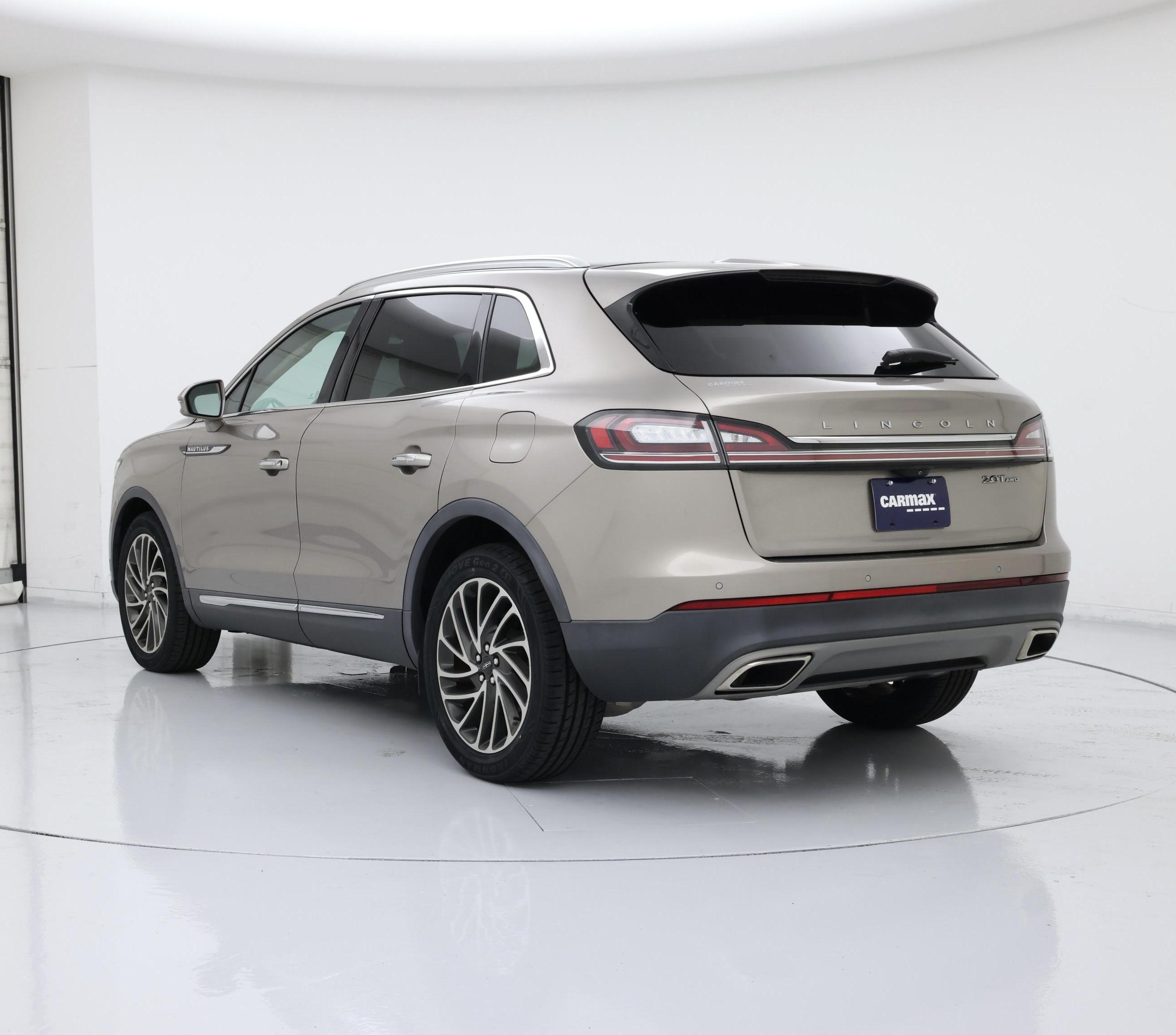 Thumbnail: 2020 Lincoln Nautilus - 2