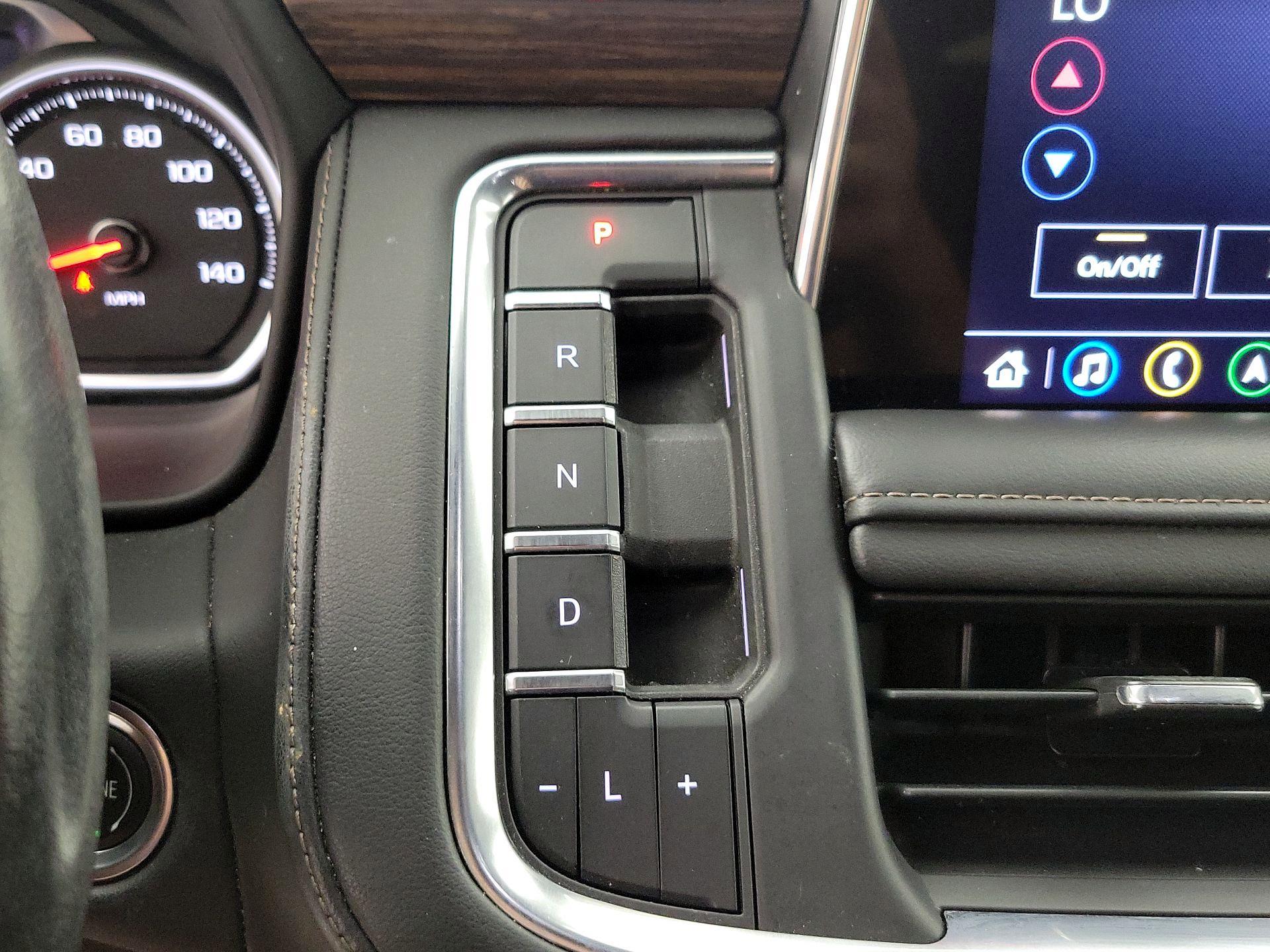 Thumbnail: 2021 Chevrolet Suburban - 17