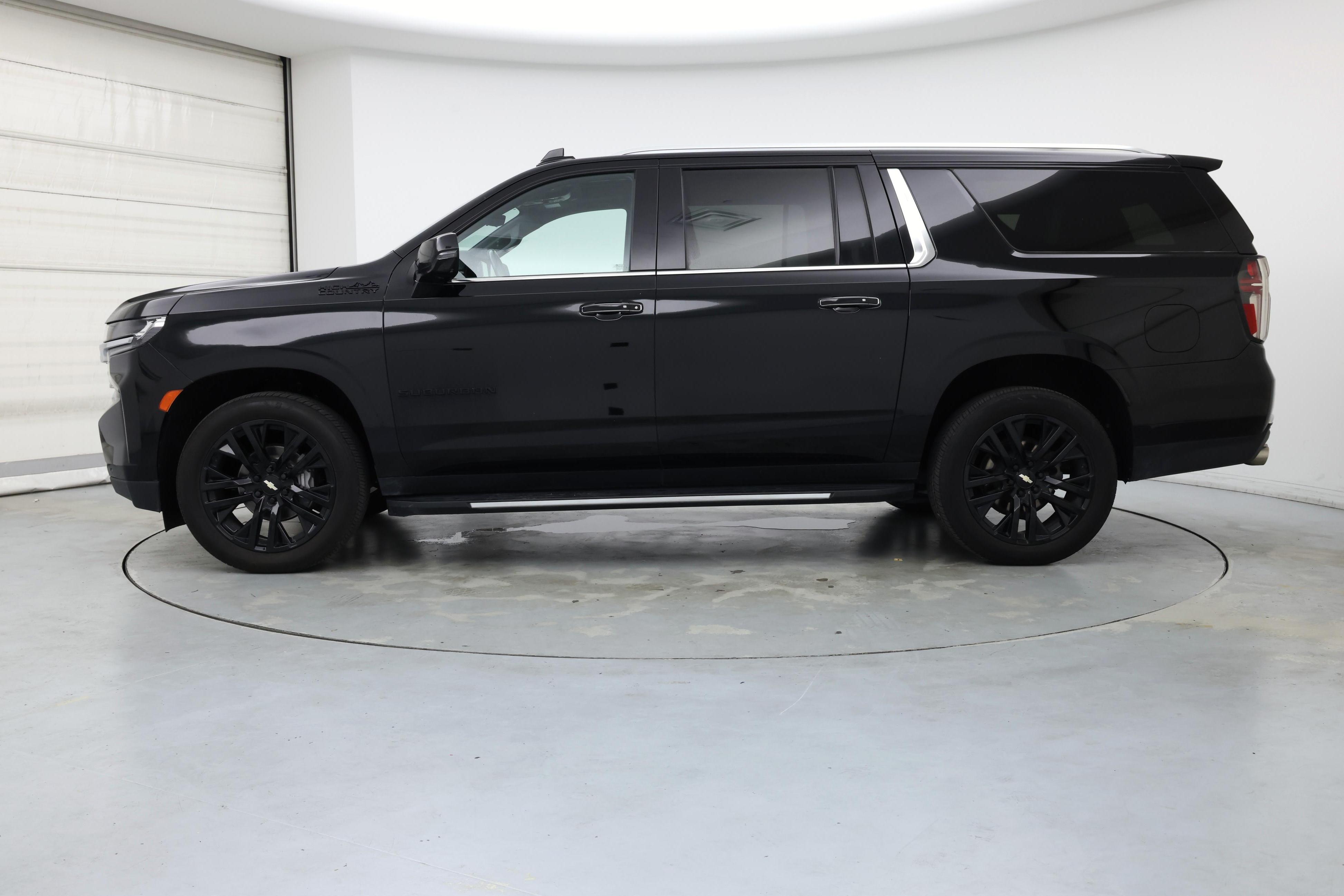 Thumbnail: 2021 Chevrolet Suburban - 3