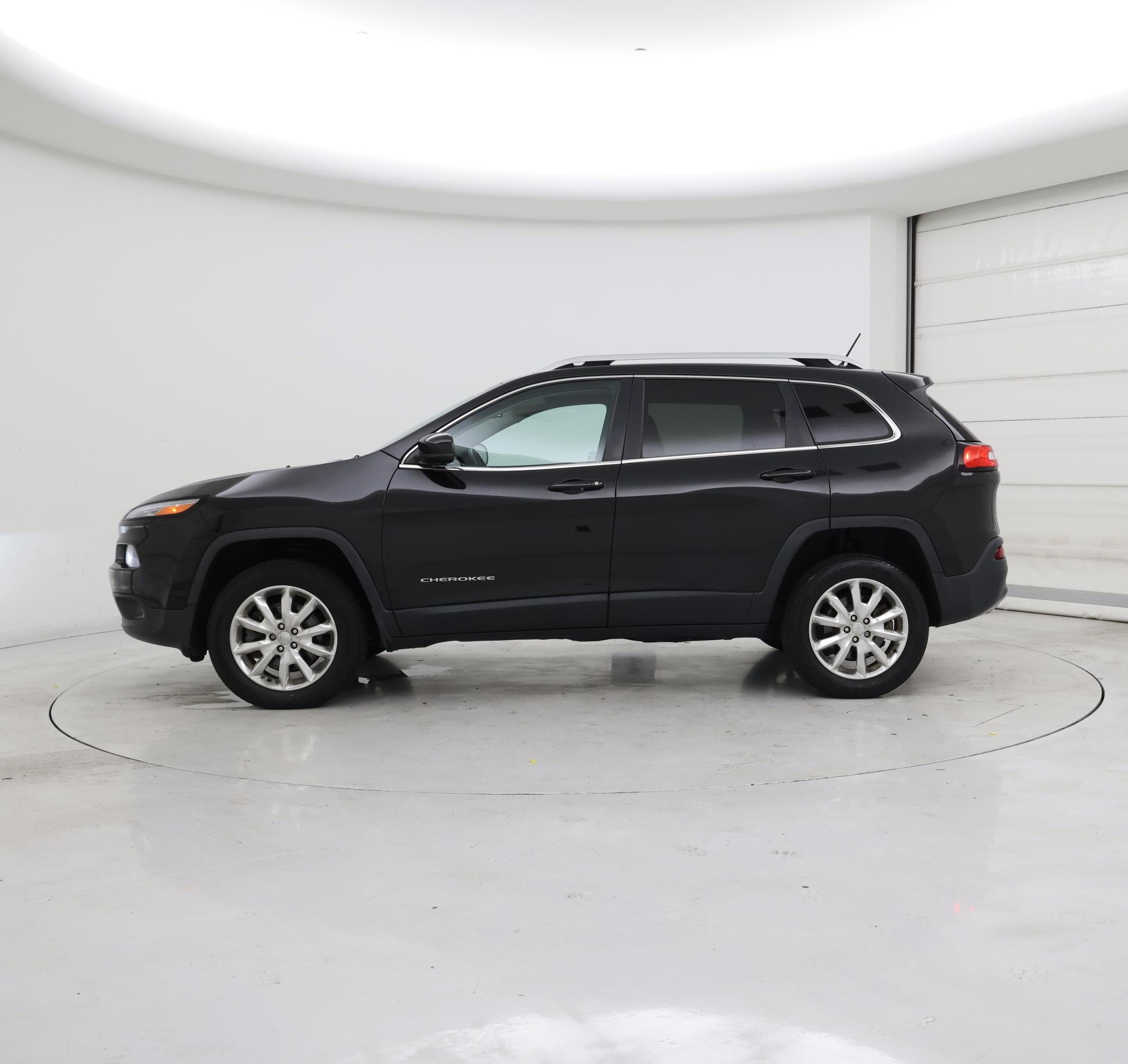 Thumbnail: 2015 Jeep Cherokee - 3