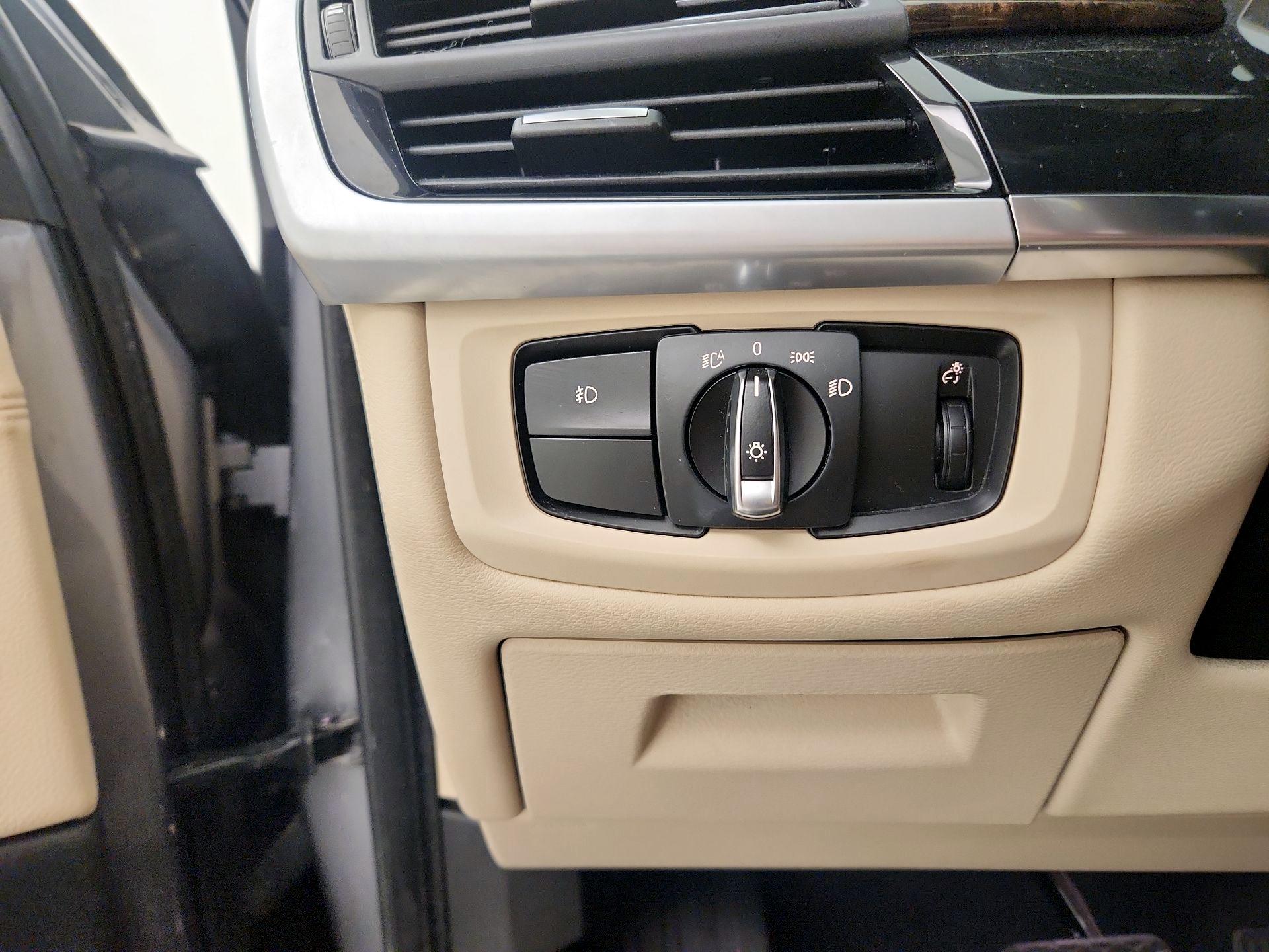 Thumbnail: 2016 BMW X5 - 13