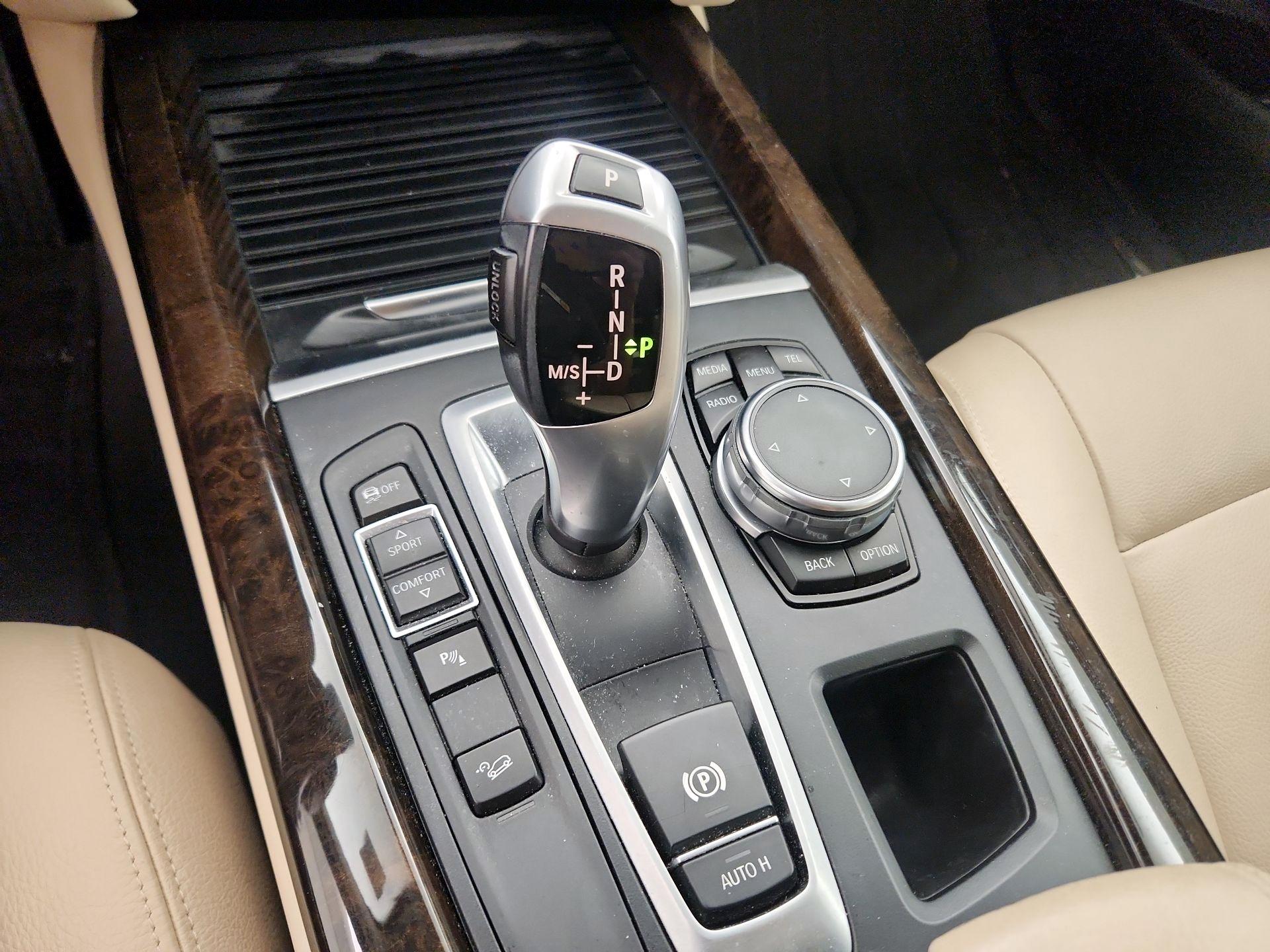 Thumbnail: 2016 BMW X5 - 18