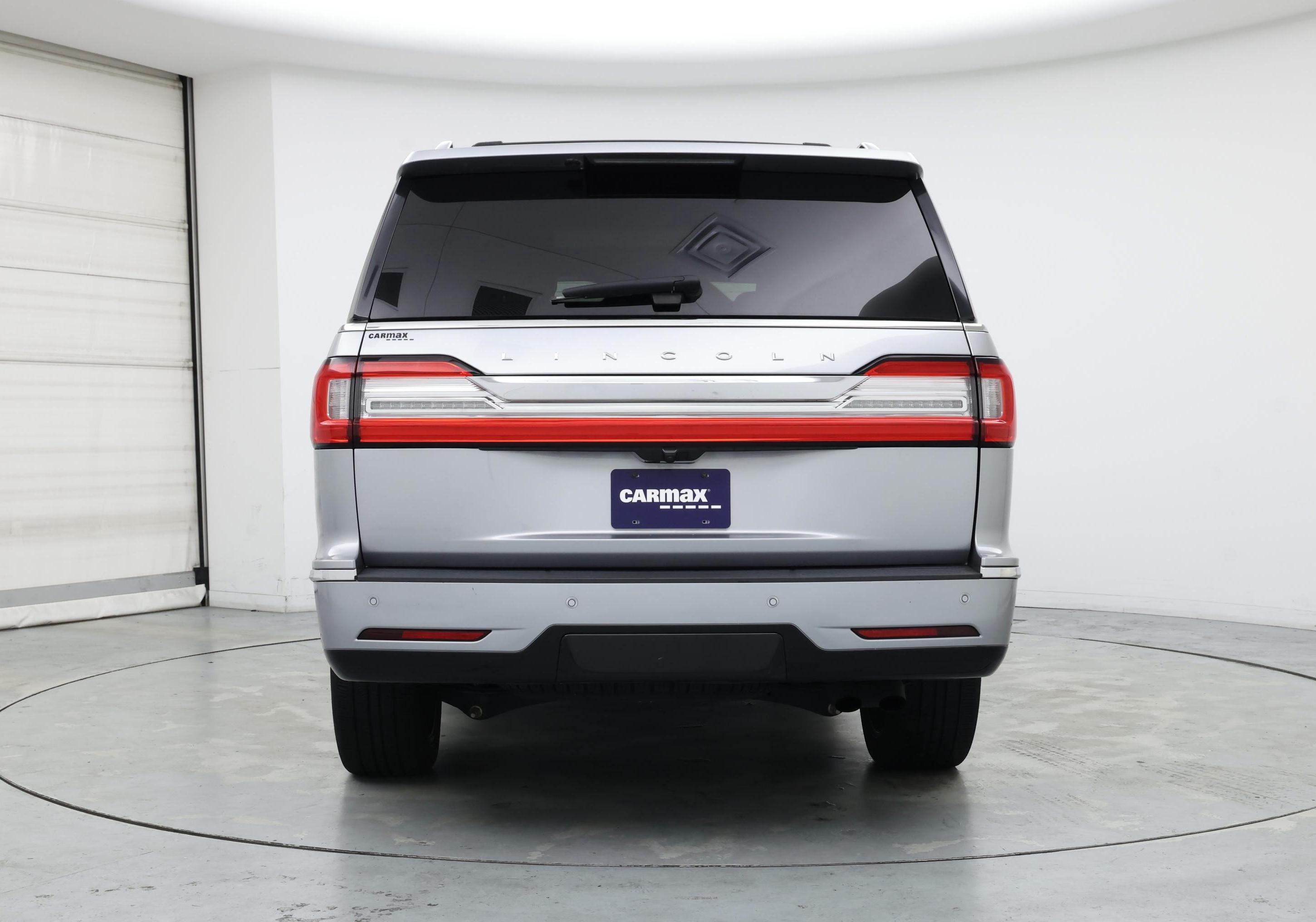 Thumbnail: 2021 Lincoln Navigator - 6