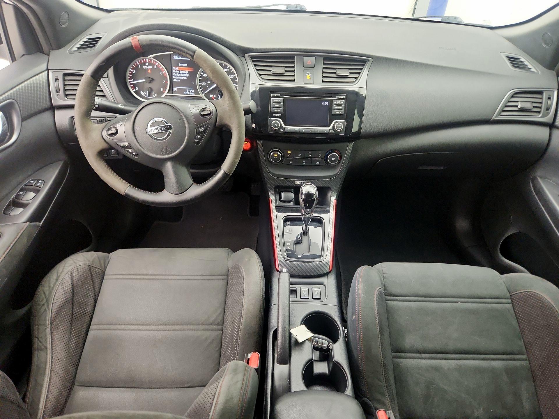 Thumbnail: 2017 Nissan Sentra - 9