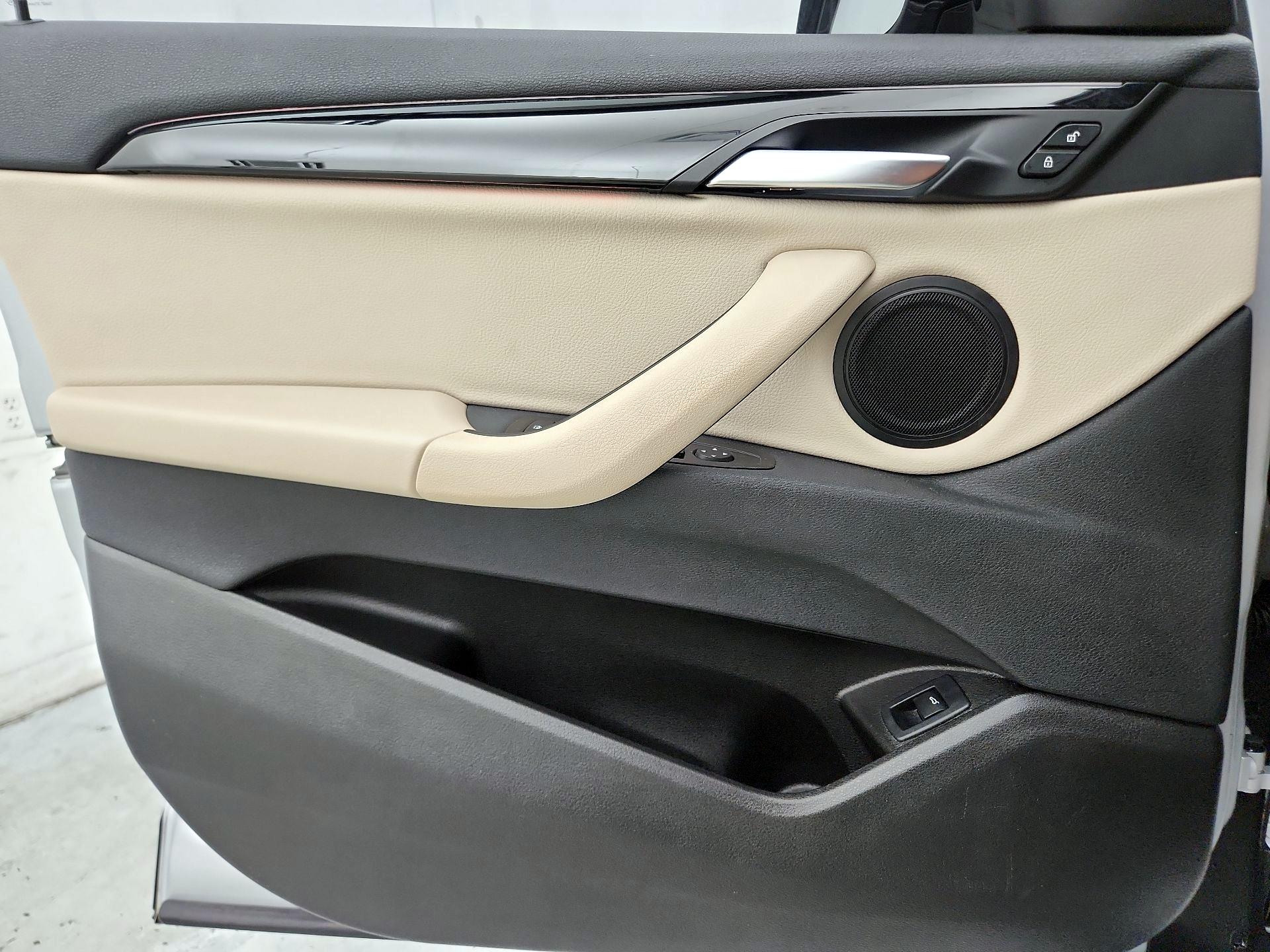 Thumbnail: 2020 BMW X2 - 12