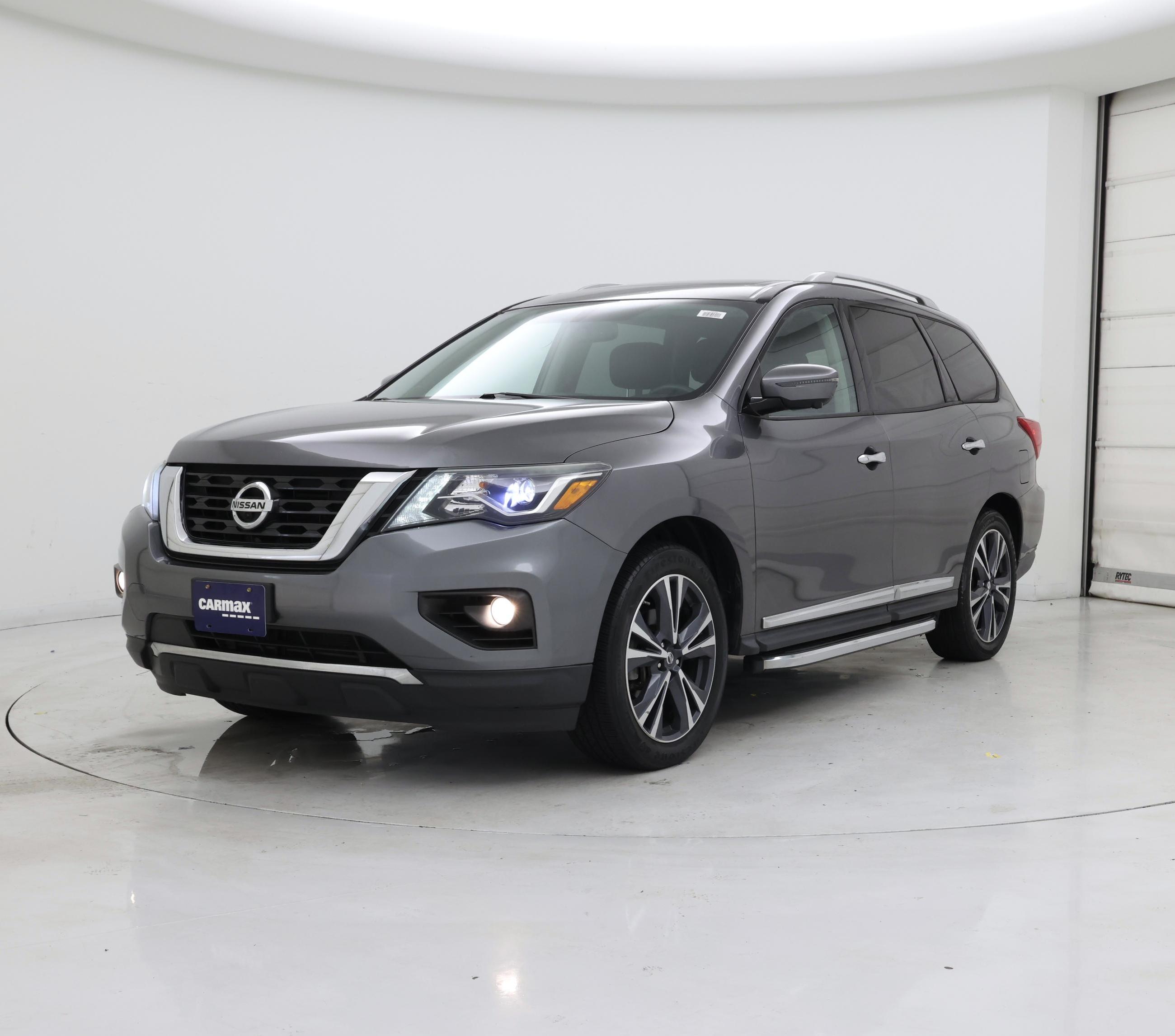 Thumbnail: 2017 Nissan Pathfinder - 4