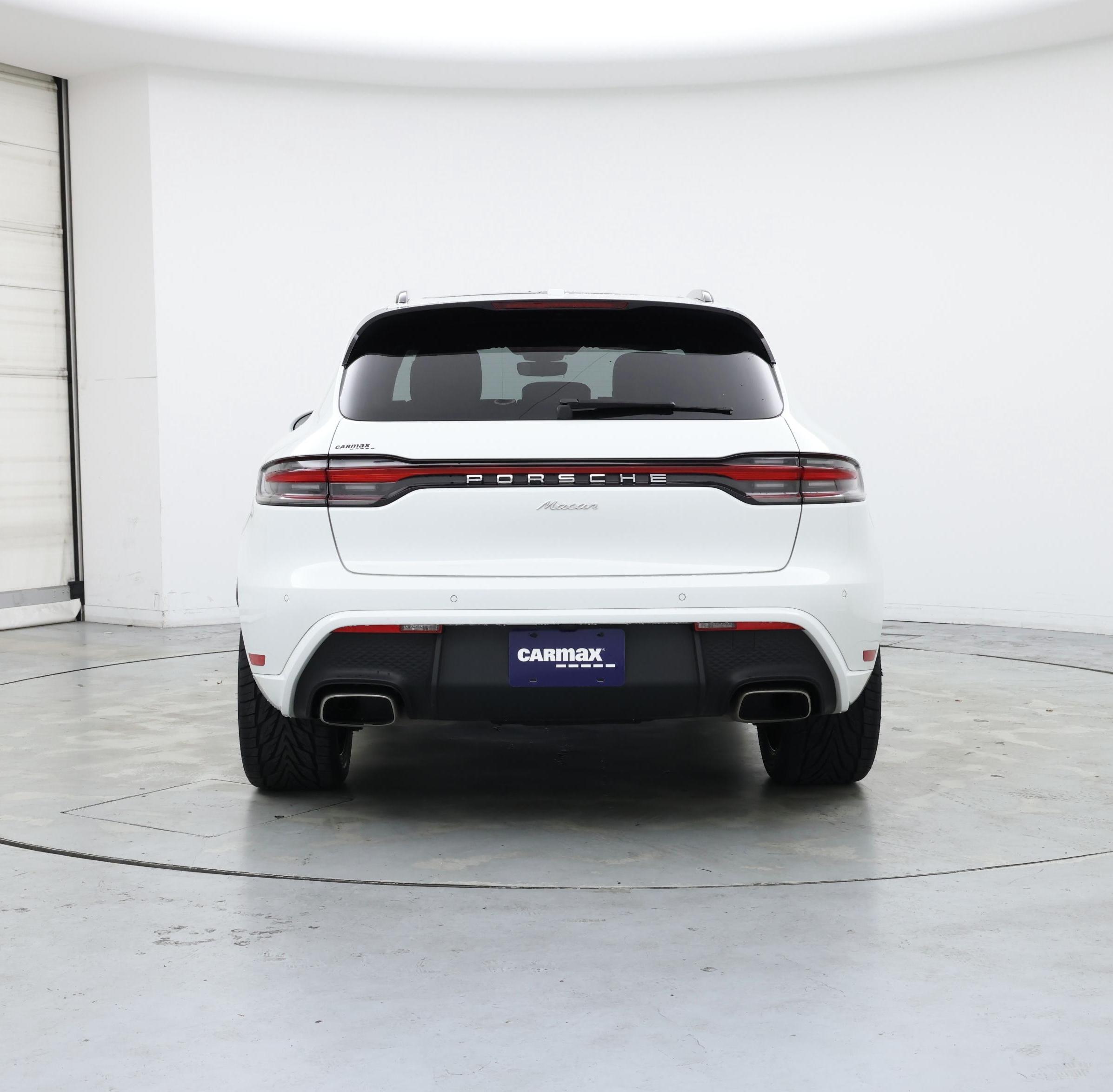 Thumbnail: 2023 Porsche Macan - 6