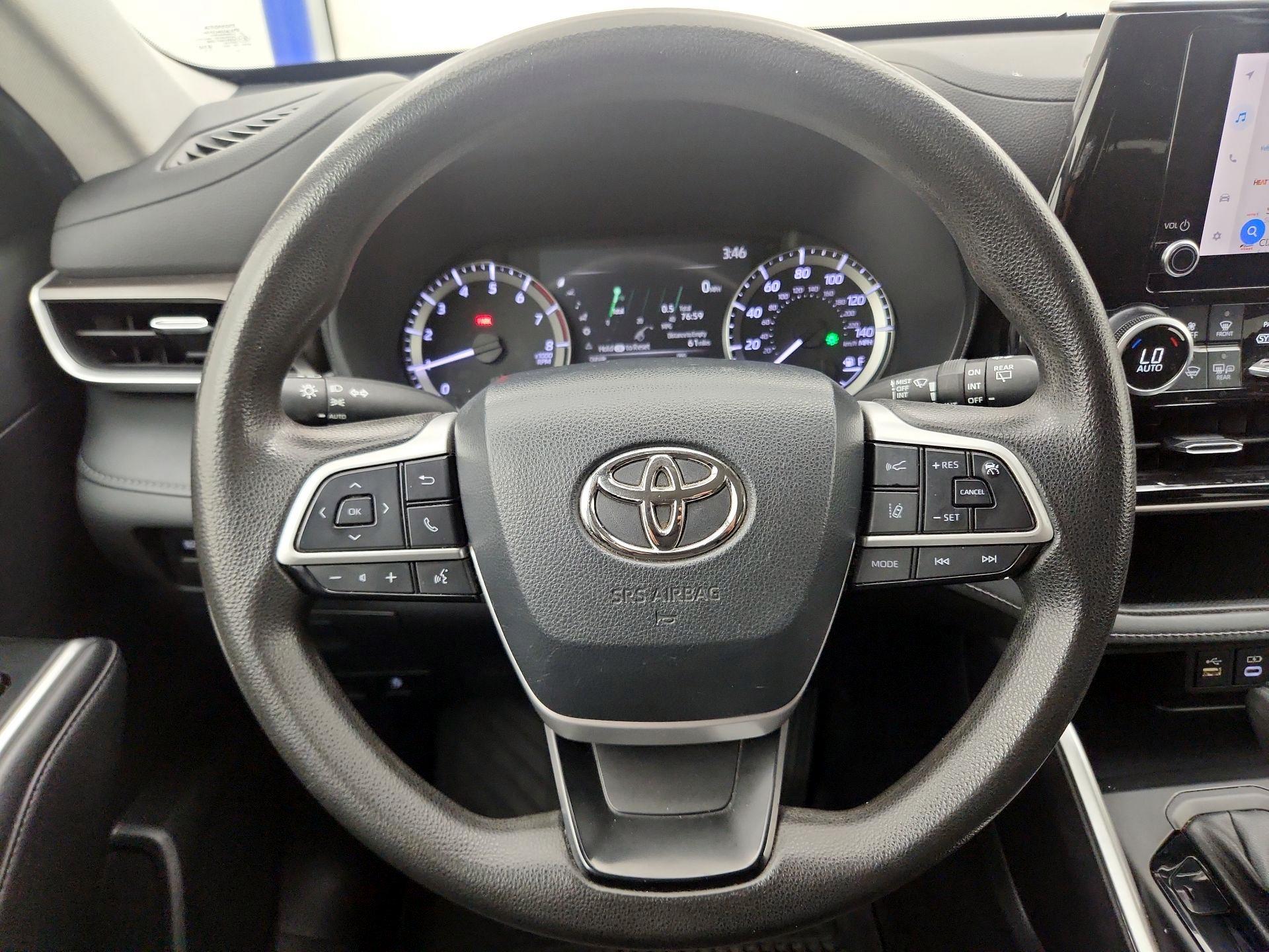 Thumbnail: 2023 Toyota Highlander - 10