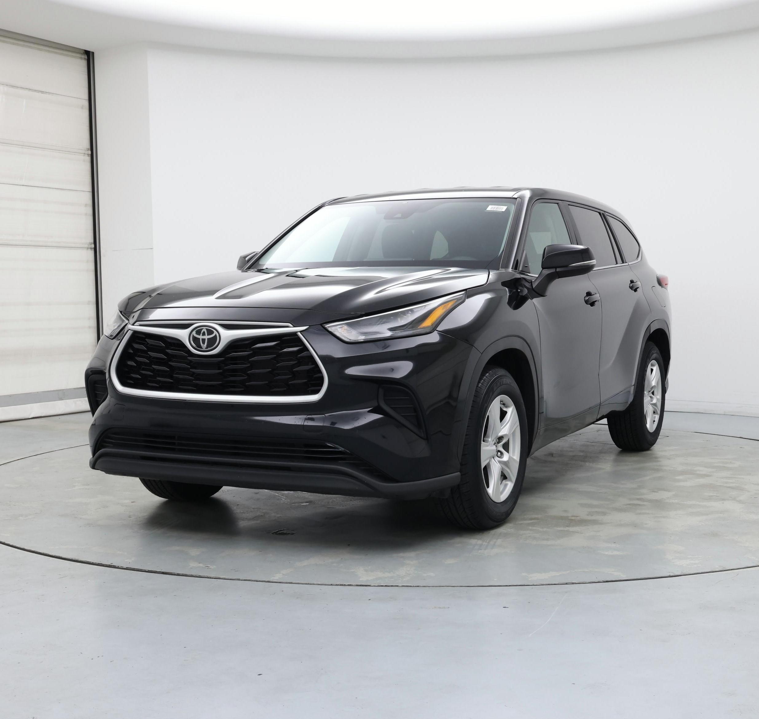 Thumbnail: 2023 Toyota Highlander - 4