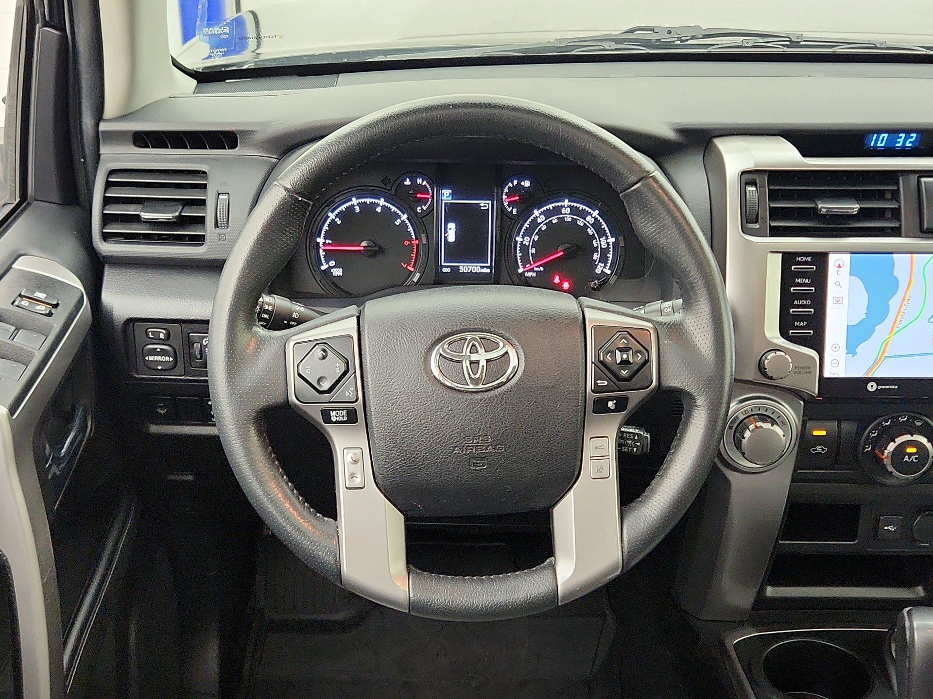 Thumbnail: 2020 Toyota 4Runner - 10