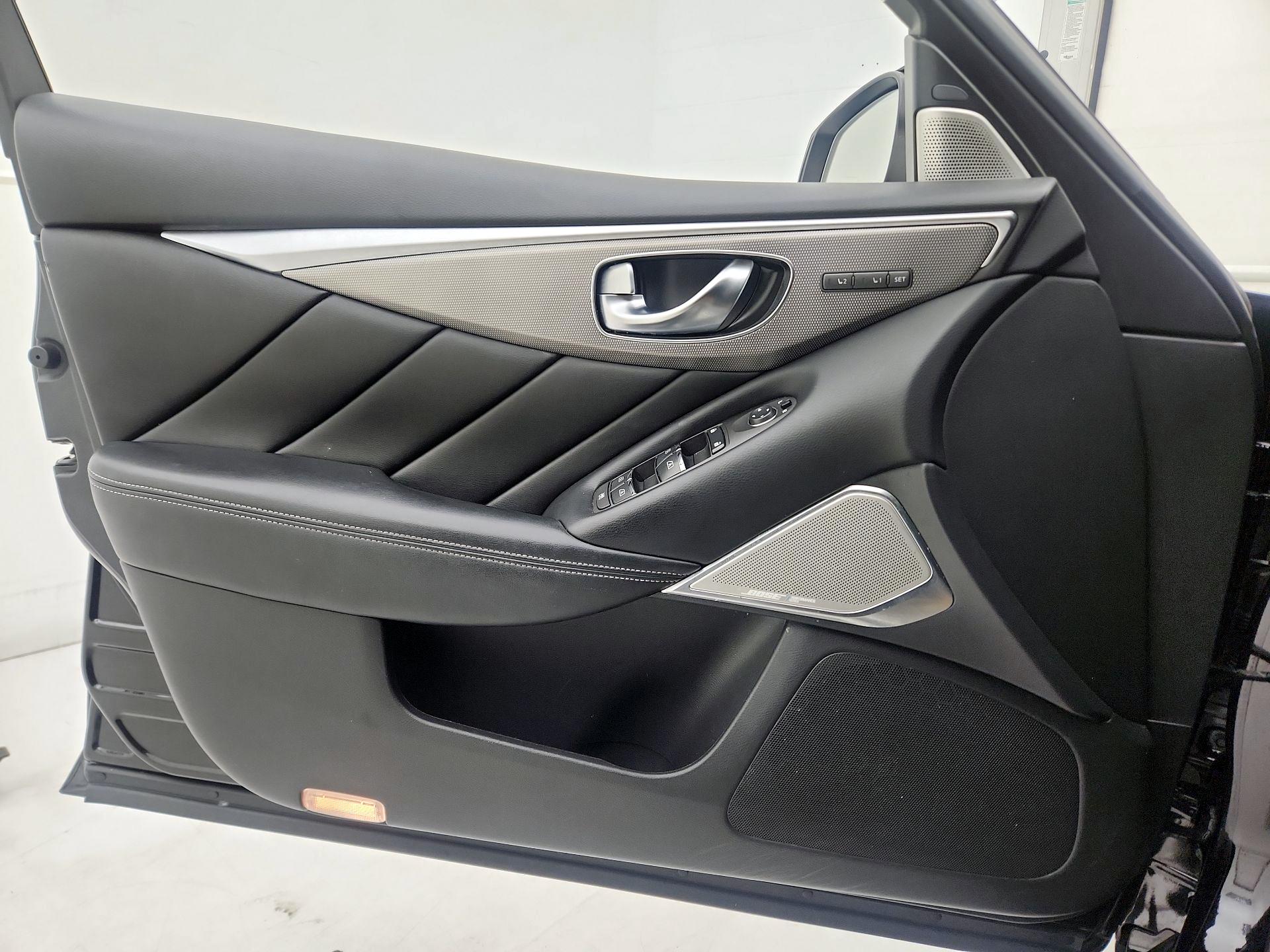 Thumbnail: 2019 INFINITI Q50 - 12