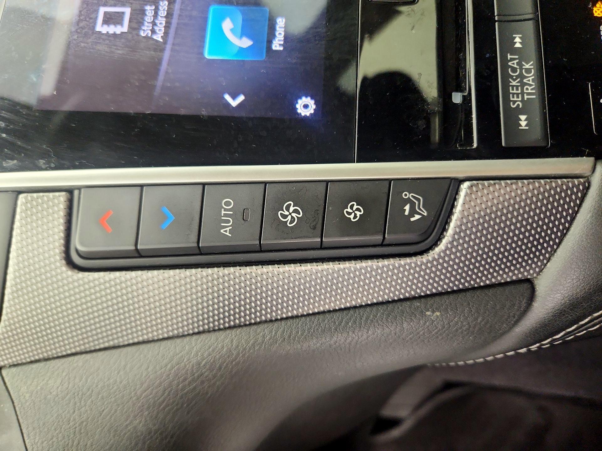 Thumbnail: 2019 INFINITI Q50 - 17