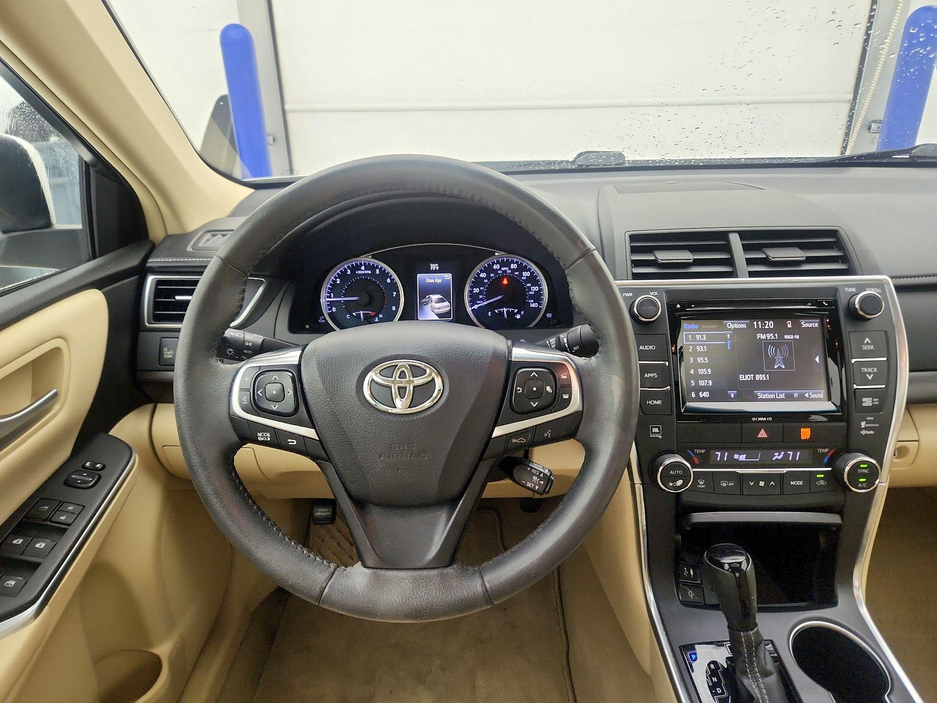 Thumbnail: 2017 Toyota Camry - 10
