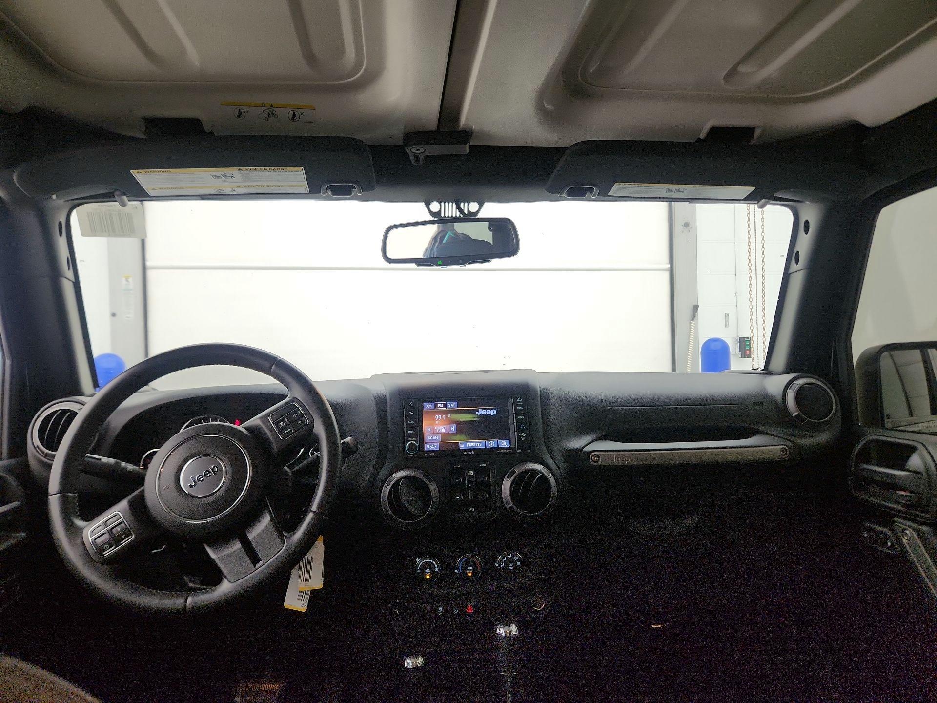 Thumbnail: 2016 Jeep Wrangler - 9